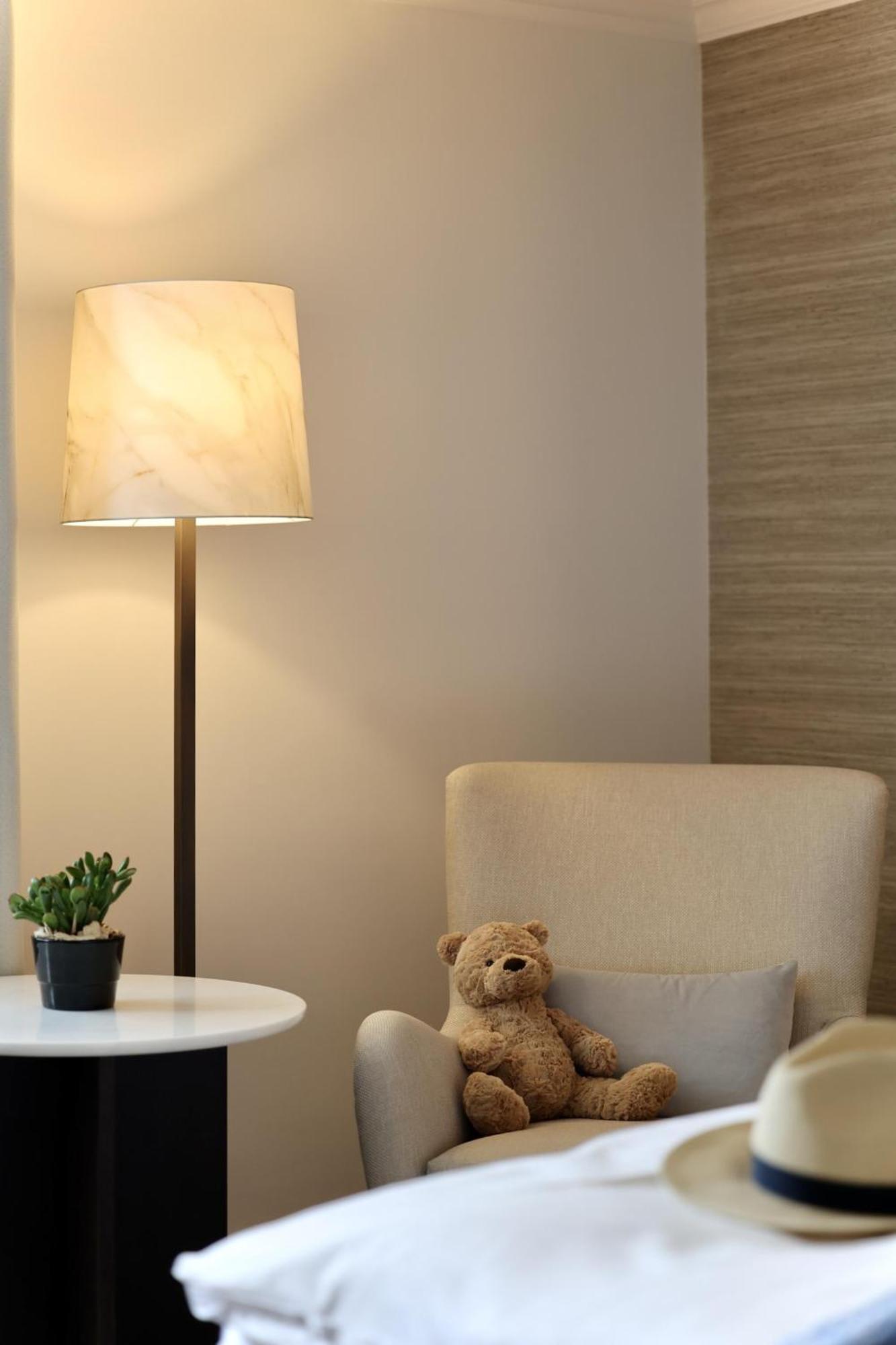 Chambre Double Signature