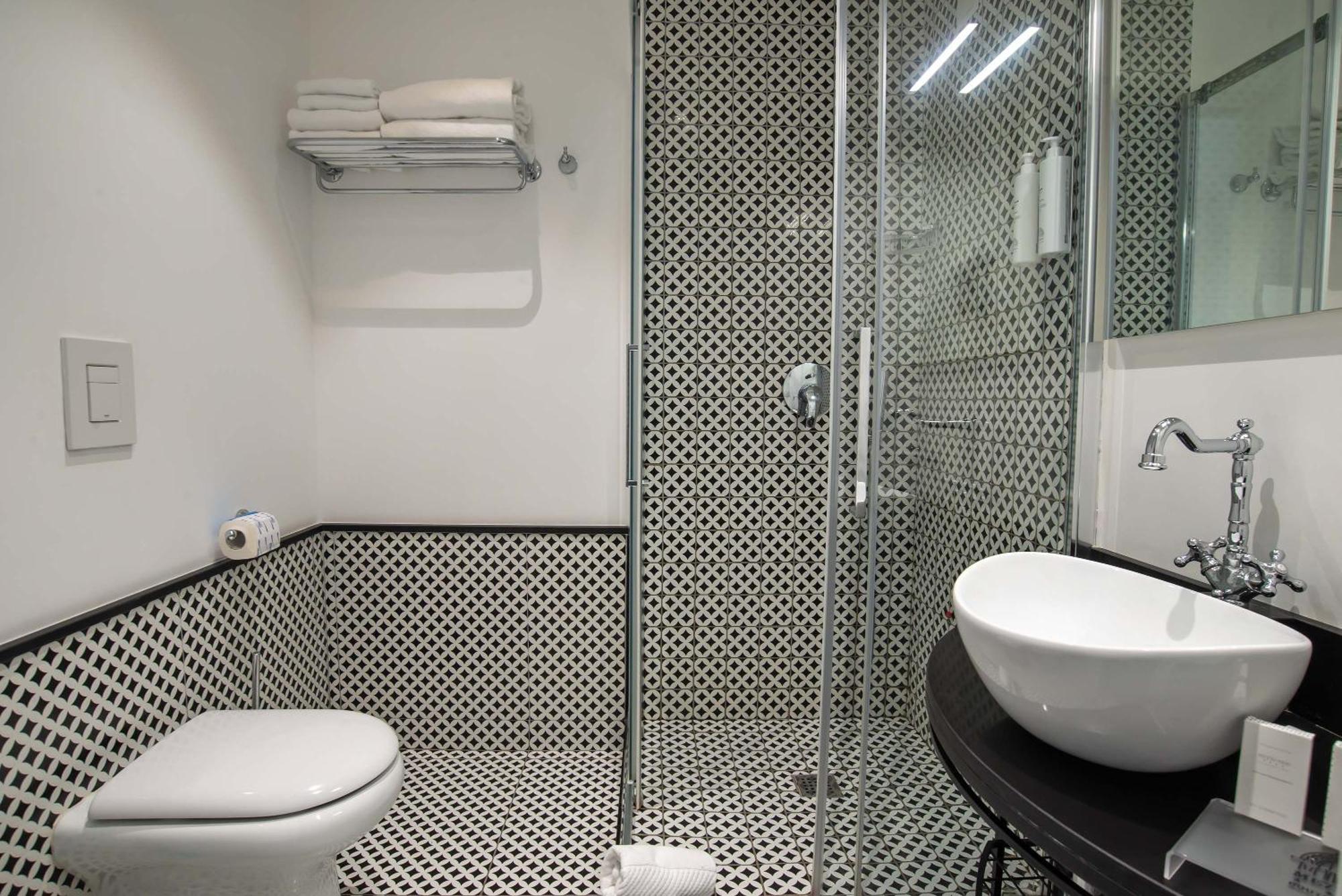 Classic Double Room,1674749584:JPEG