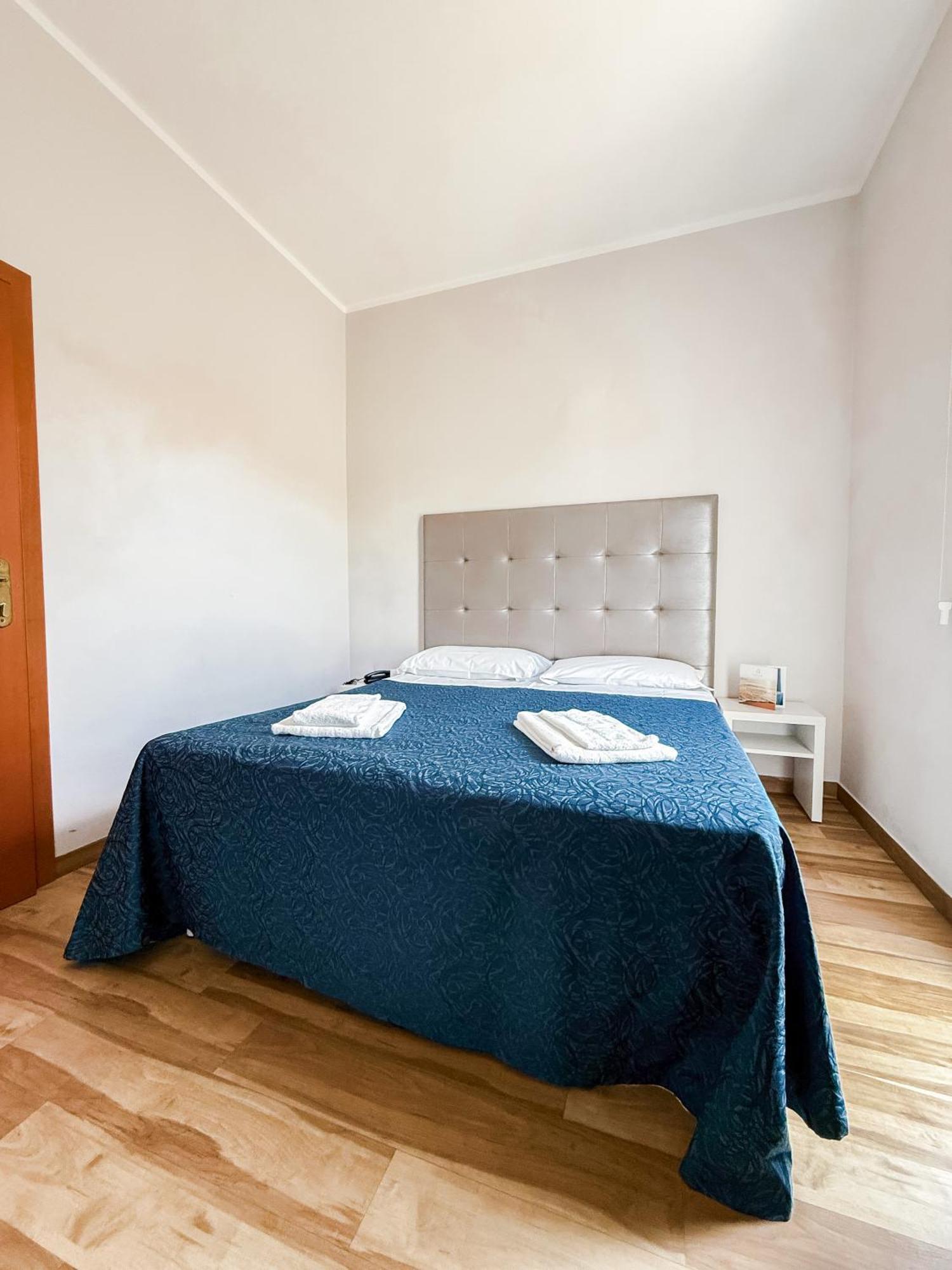 Standard Double or Twin Room Balcony