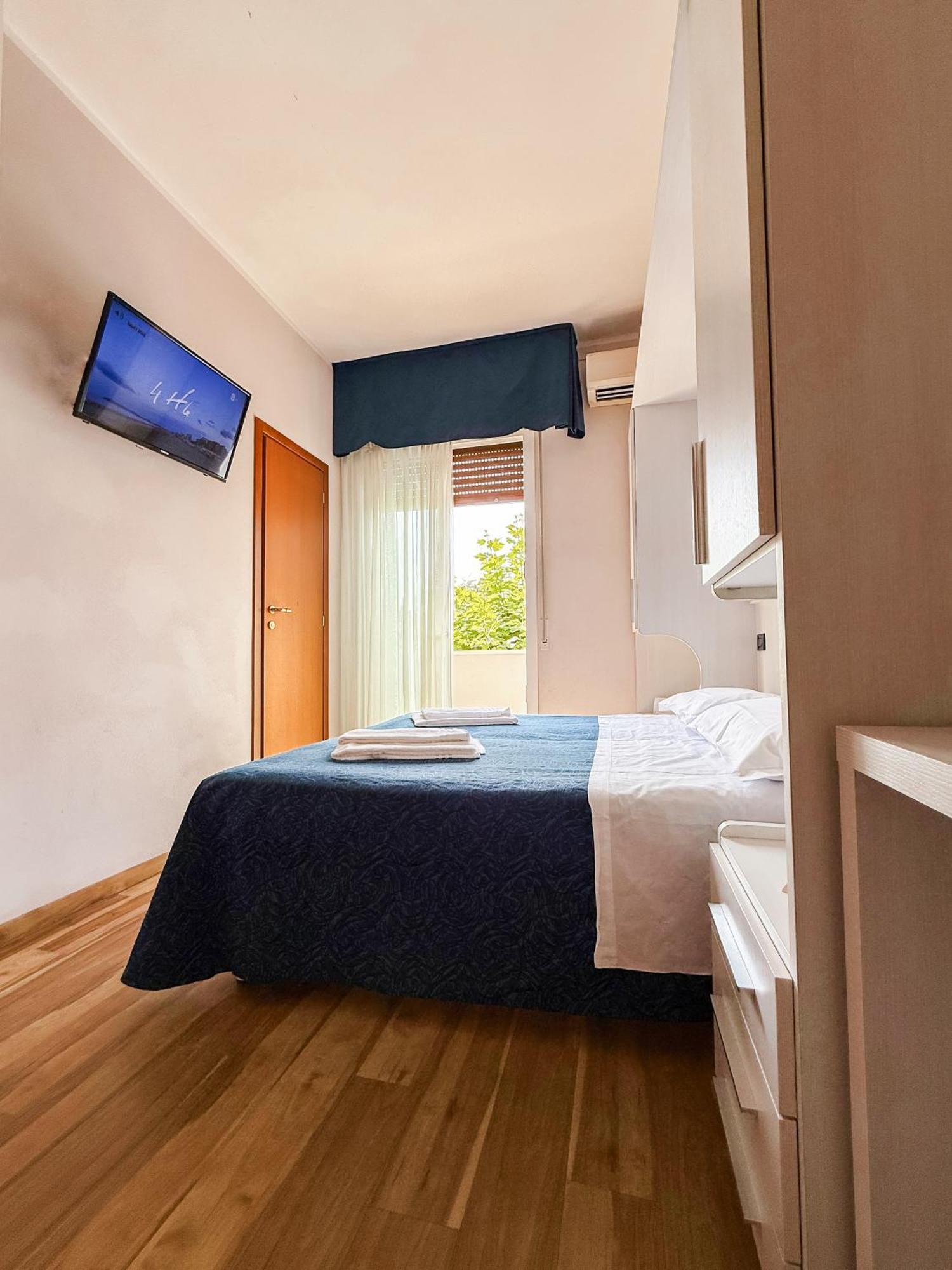 Superior Double or Twin Room Terrace