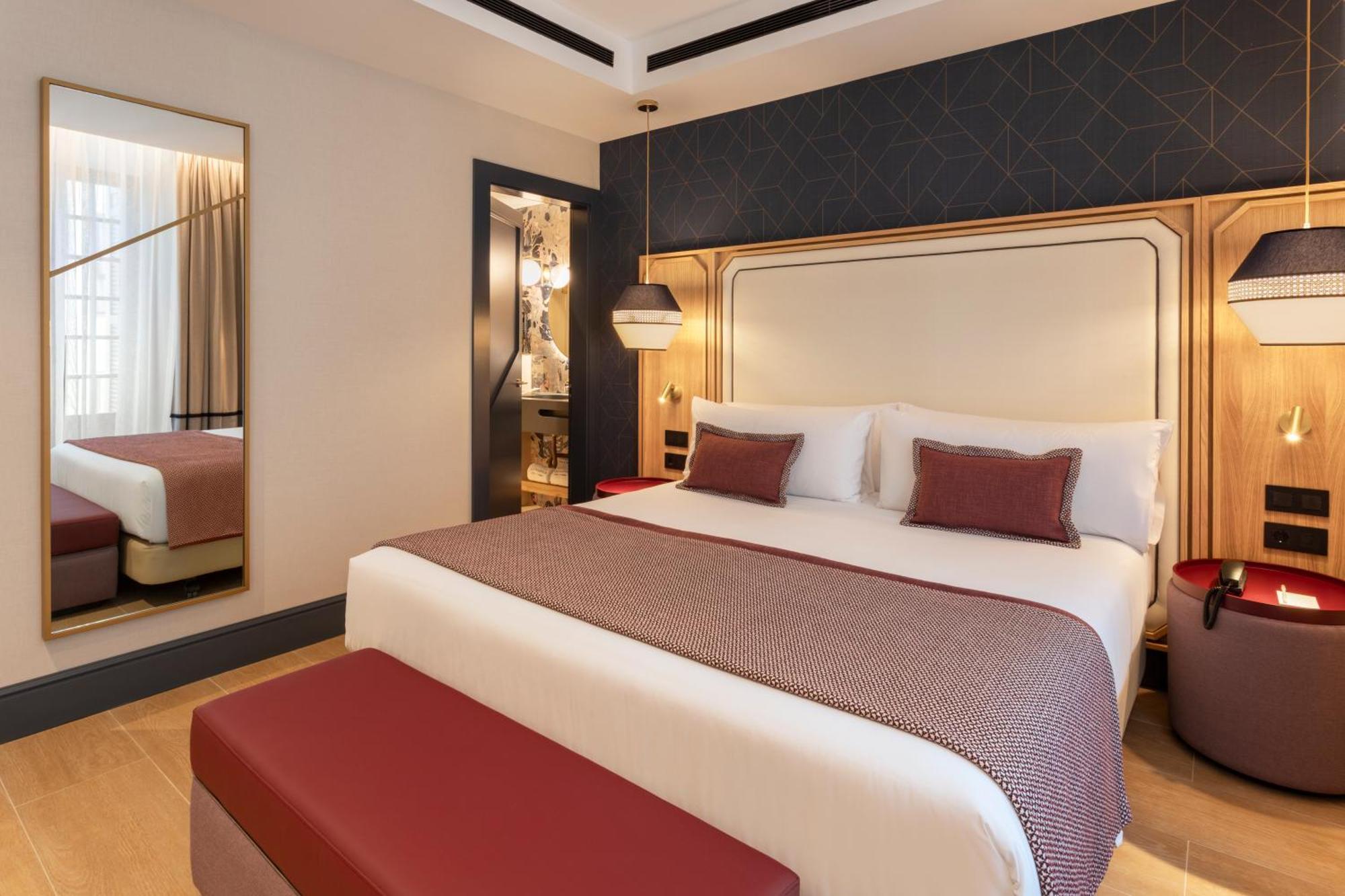 Chambre Triple Supérieure (2 Adultes + 1 Enfant)