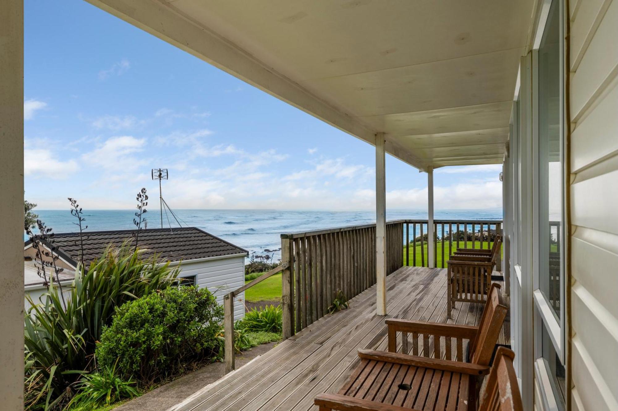 Self-Contained Studio,1697851534:JPEG