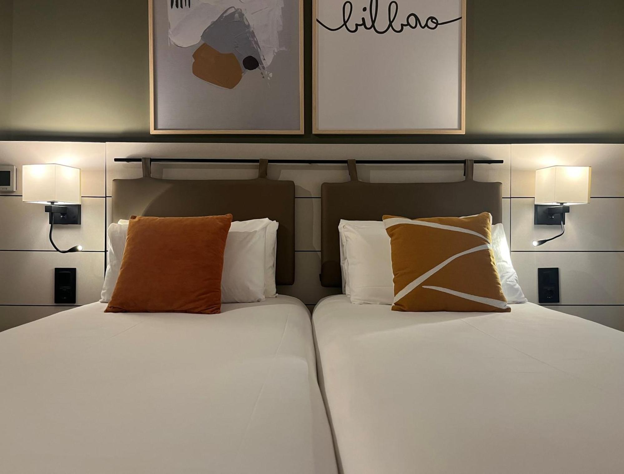 Standard Twin Room Two Twin Beds