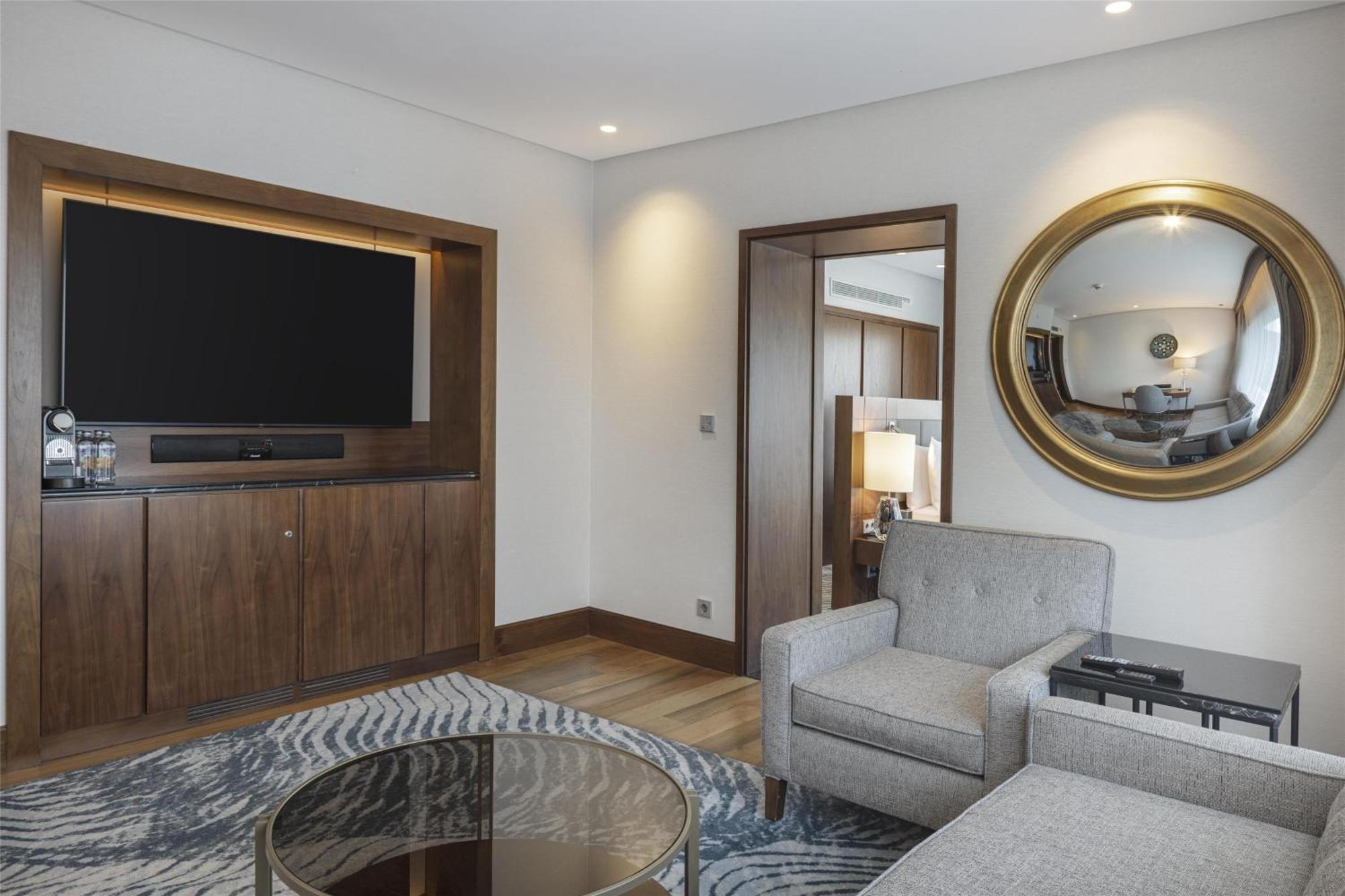 Bosphorus Suite Lounge Access,1698856384:JPEG
