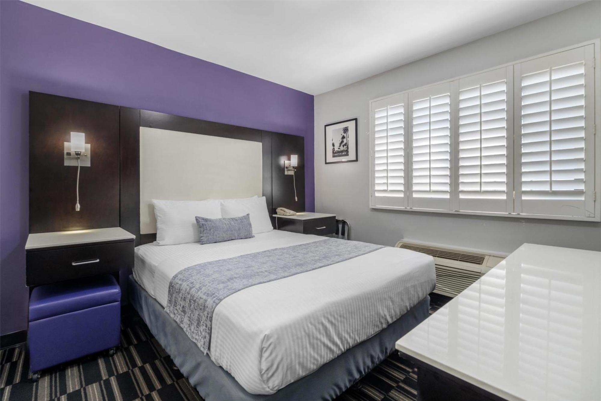 Family Suite Two Queen Beds
