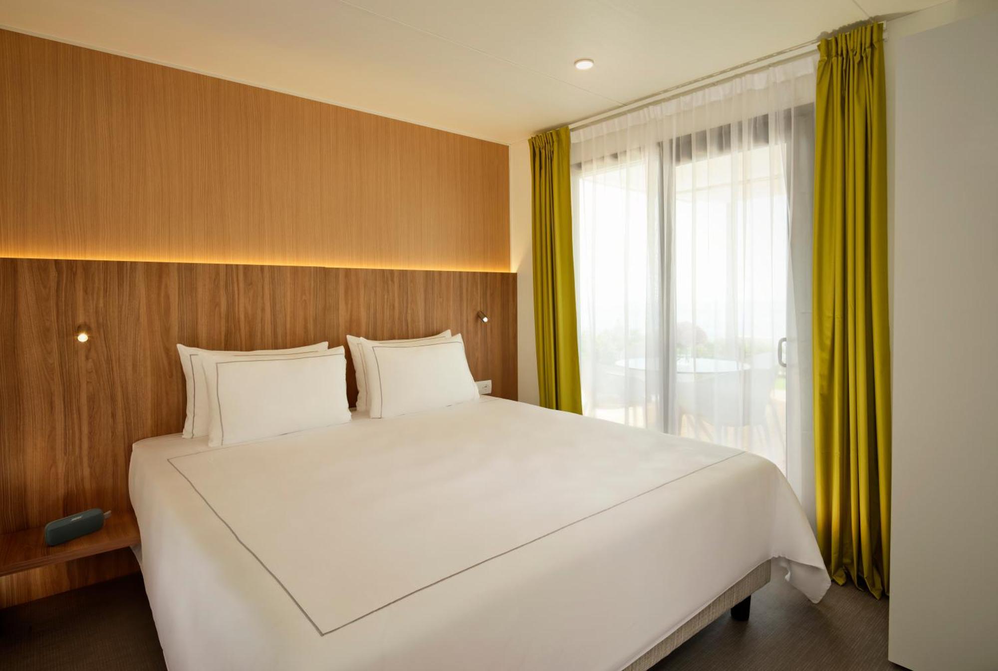 Deluxe Kampeervilla met Eigen Zwembad