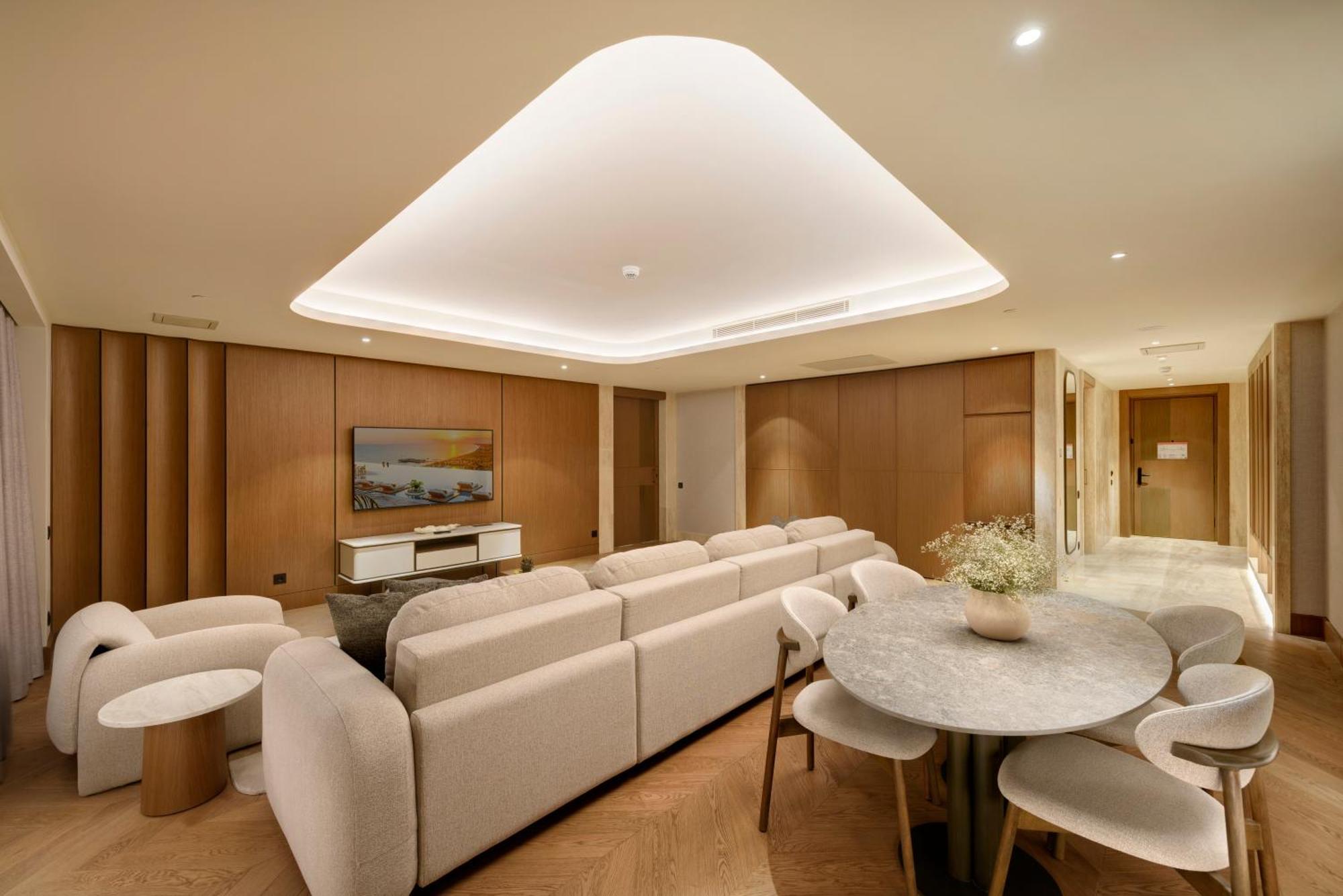 Panoramic Suite