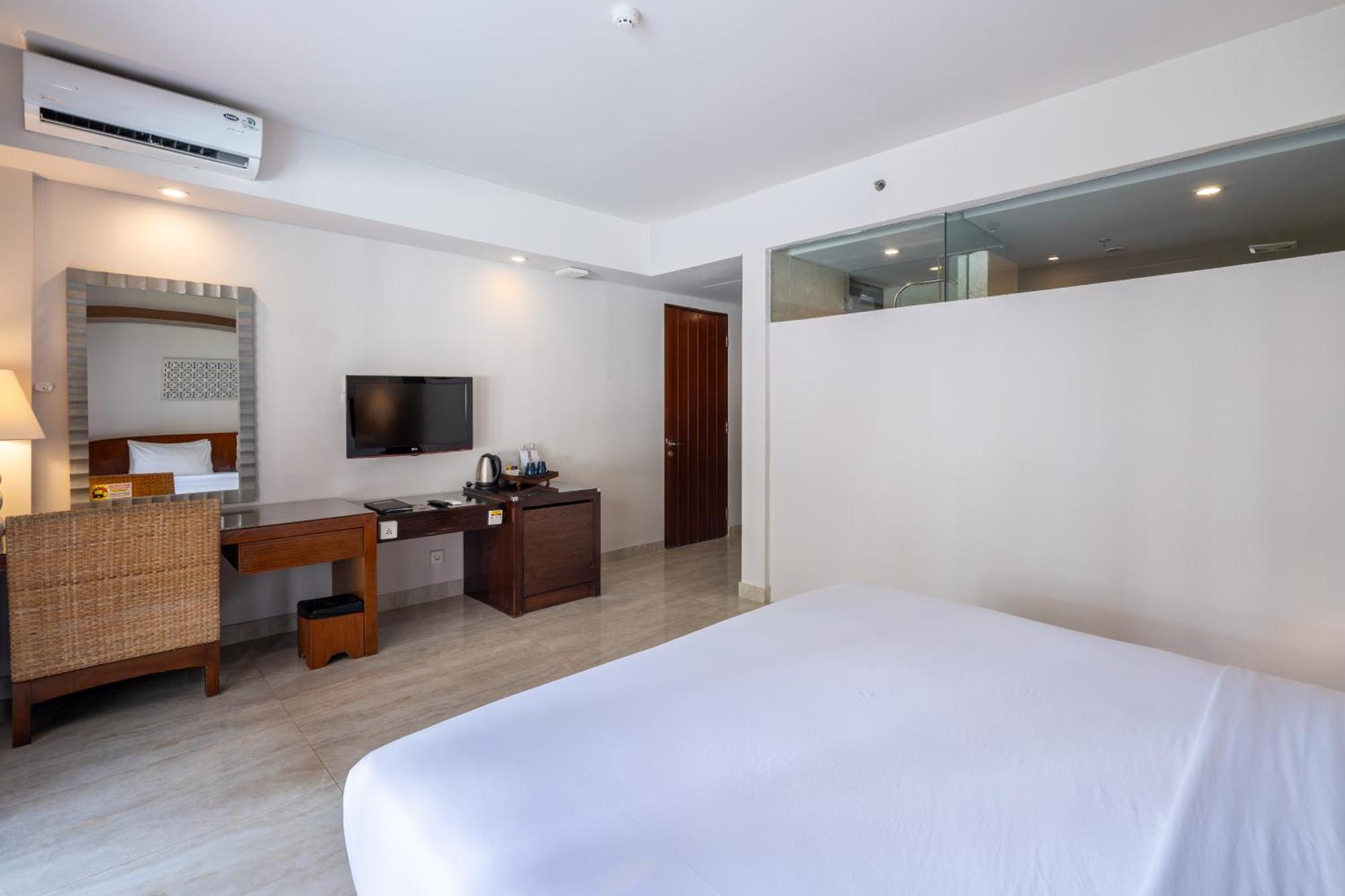 Deluxe Room With Pool Access,1703553674:JPEG