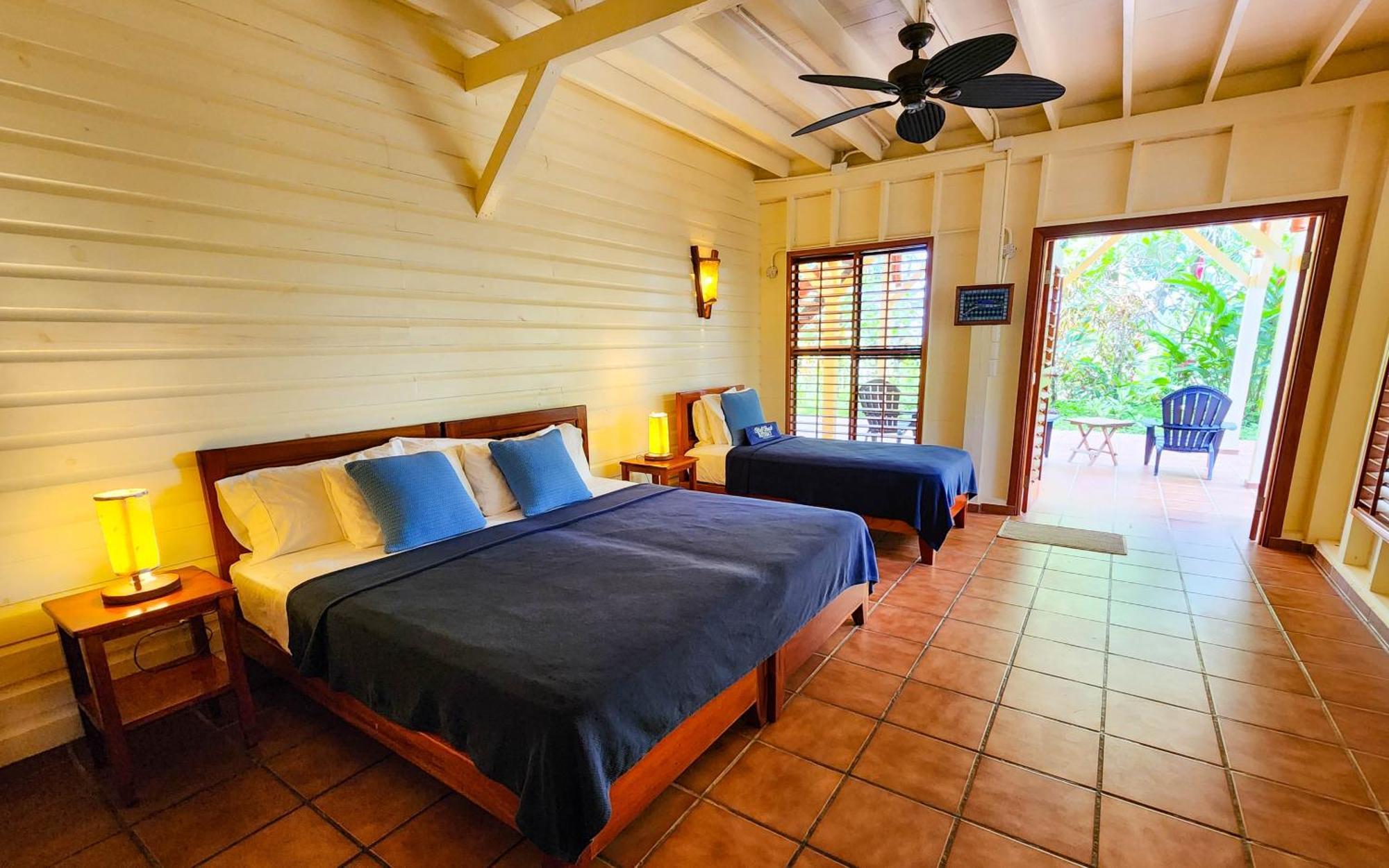 Villa - Beach Front
