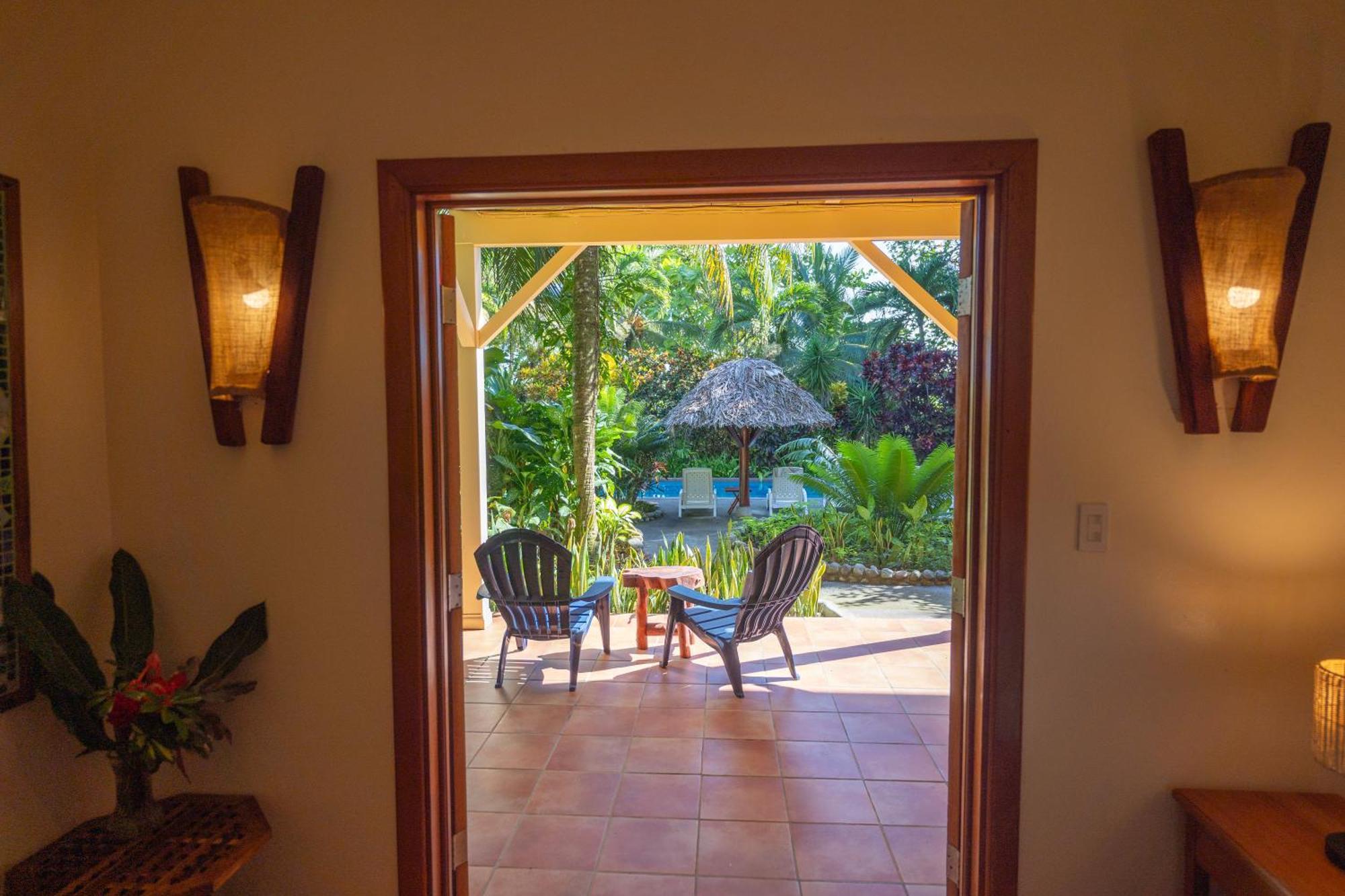 Deluxe Triple Poolside Room with Ocean View