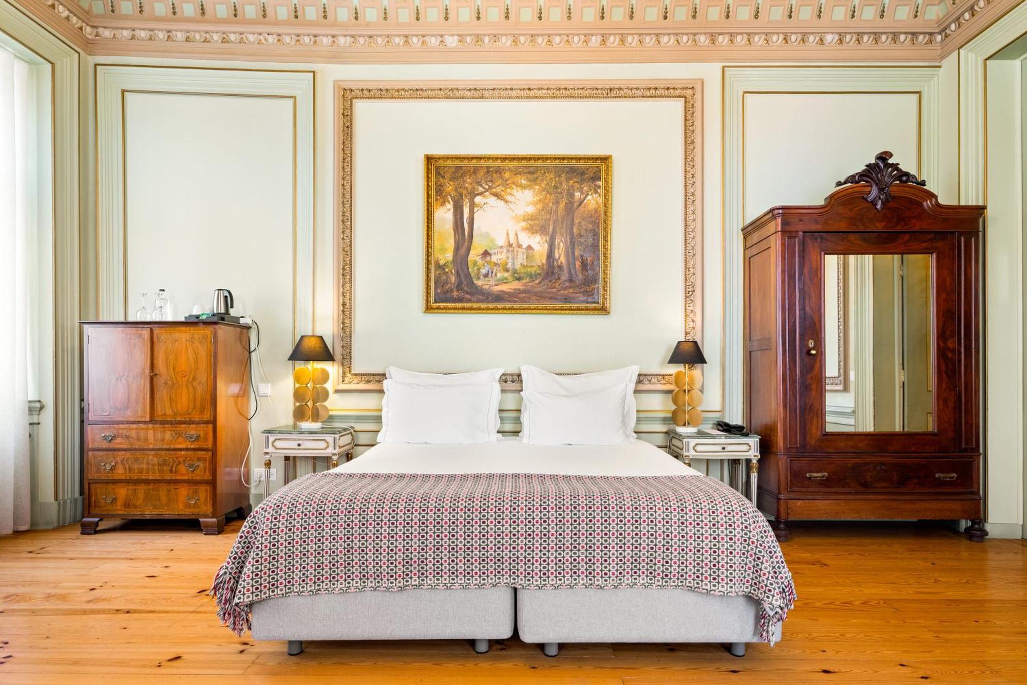Suite Signature