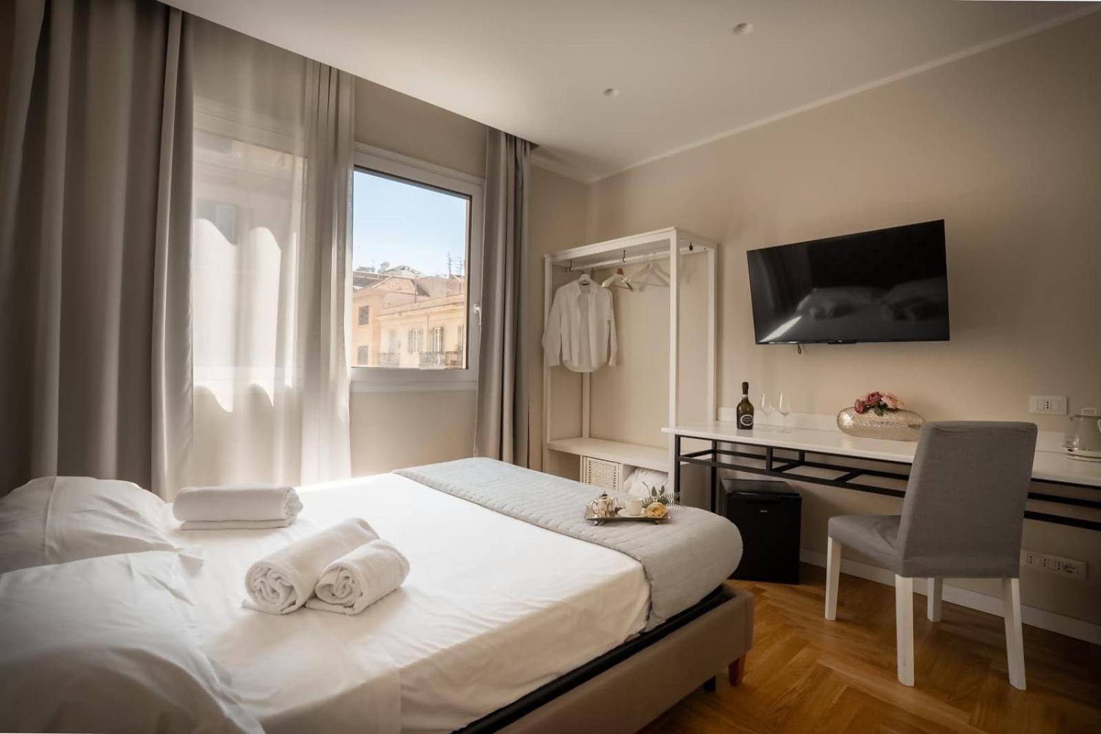 Large Double Room