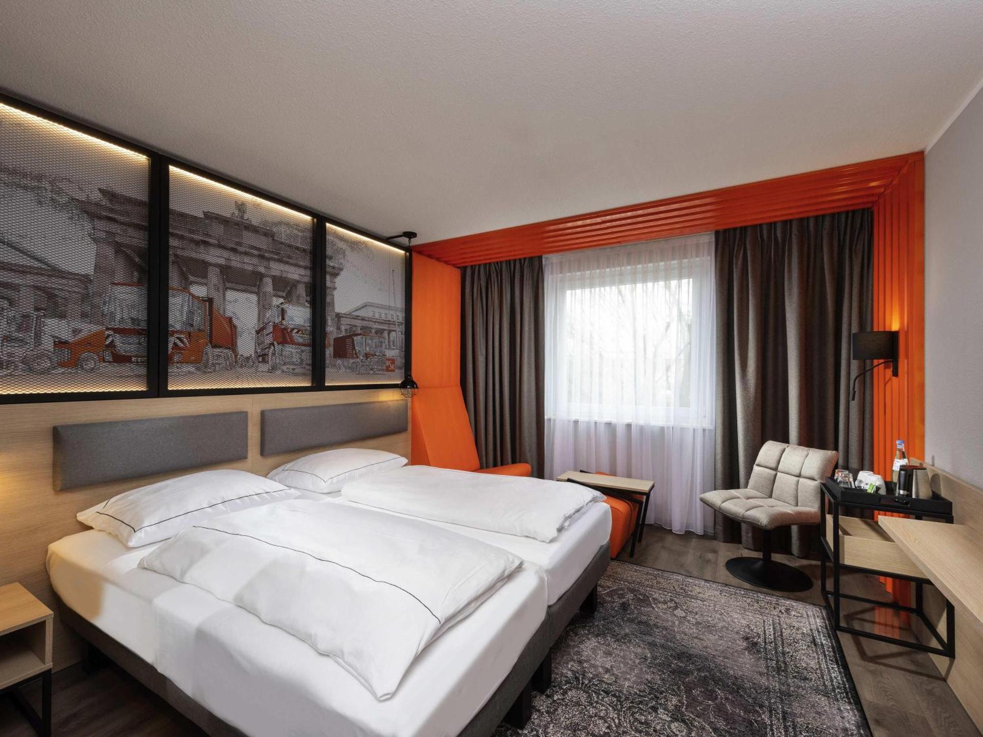 Superior Twin Room Kitchenette