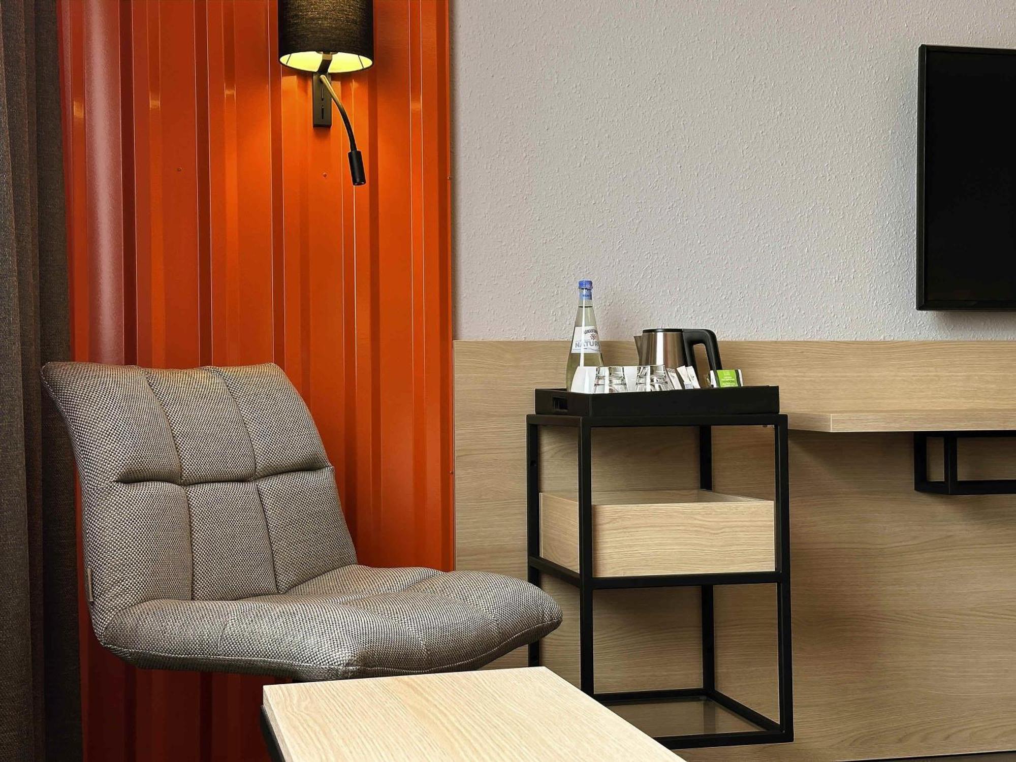 Superior Twin Room Kitchenette