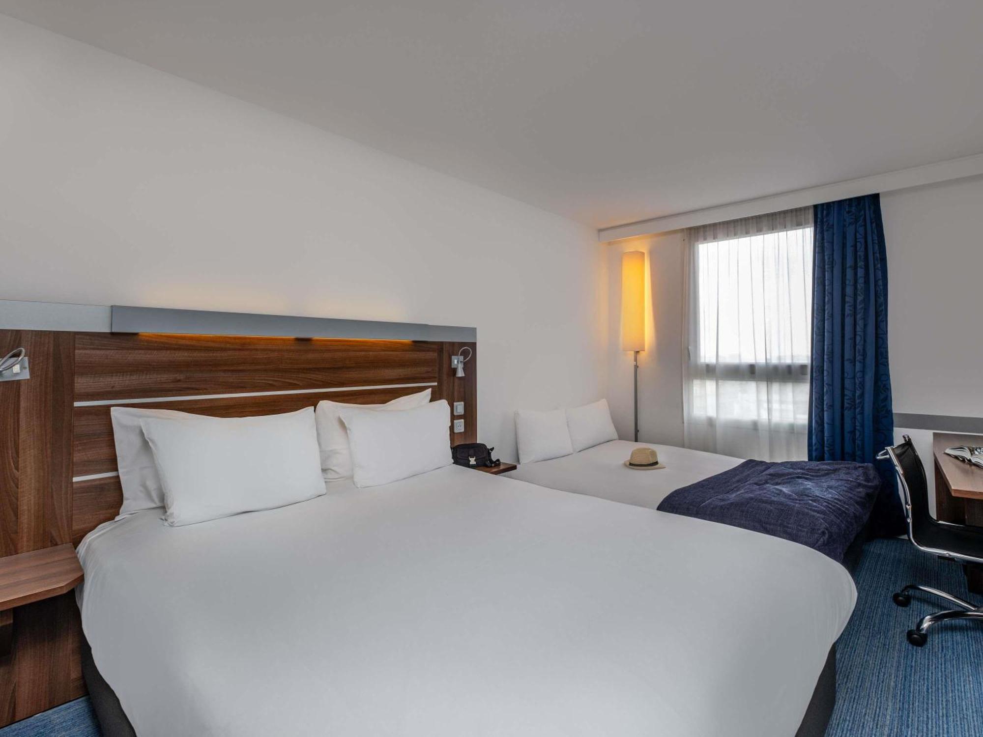Standard Family Double Room with Sofa Bed,1705583504:JPEG