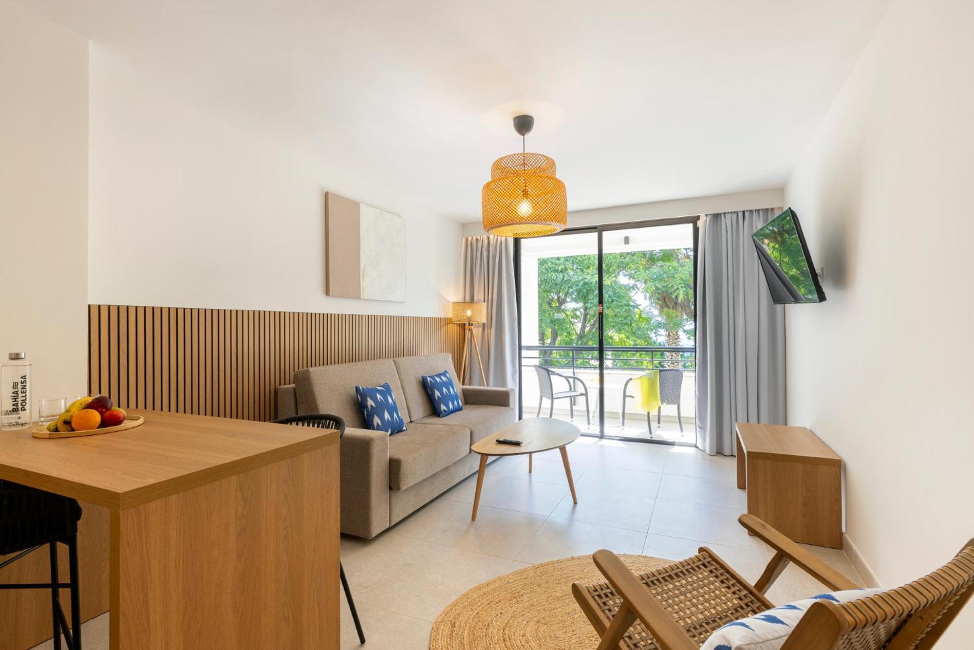 Suite Apartment Garden View
