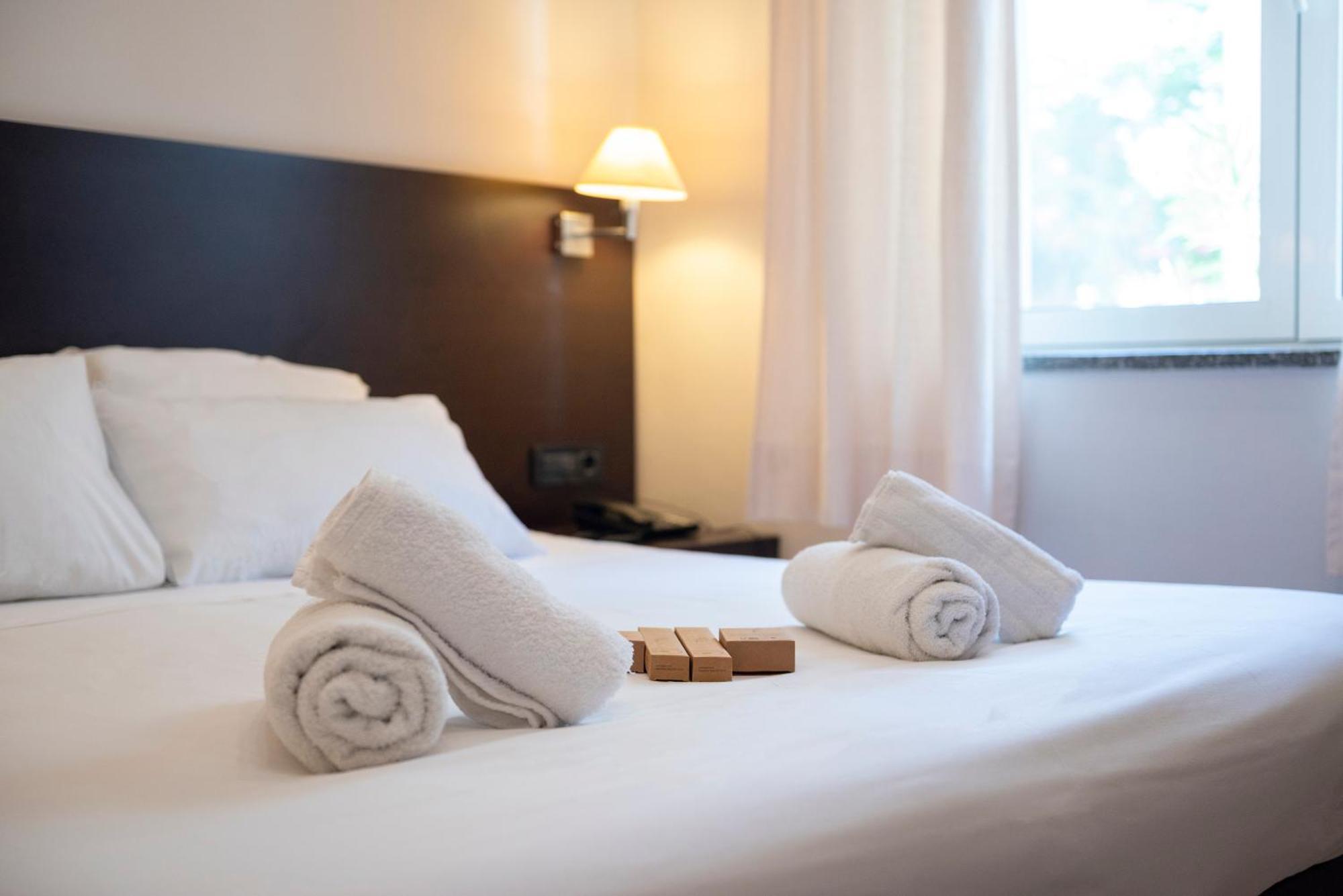 Double or Twin Room Window