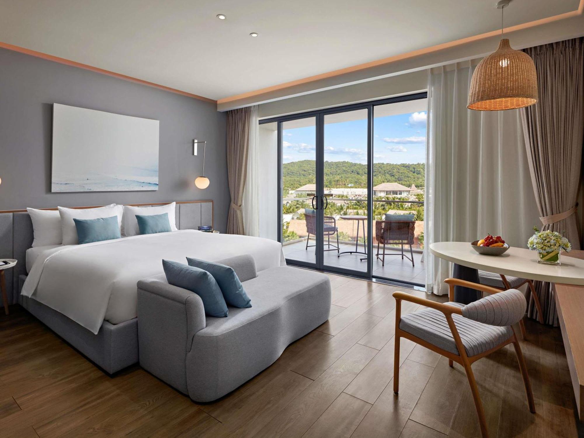 Standard King Room with Balcony