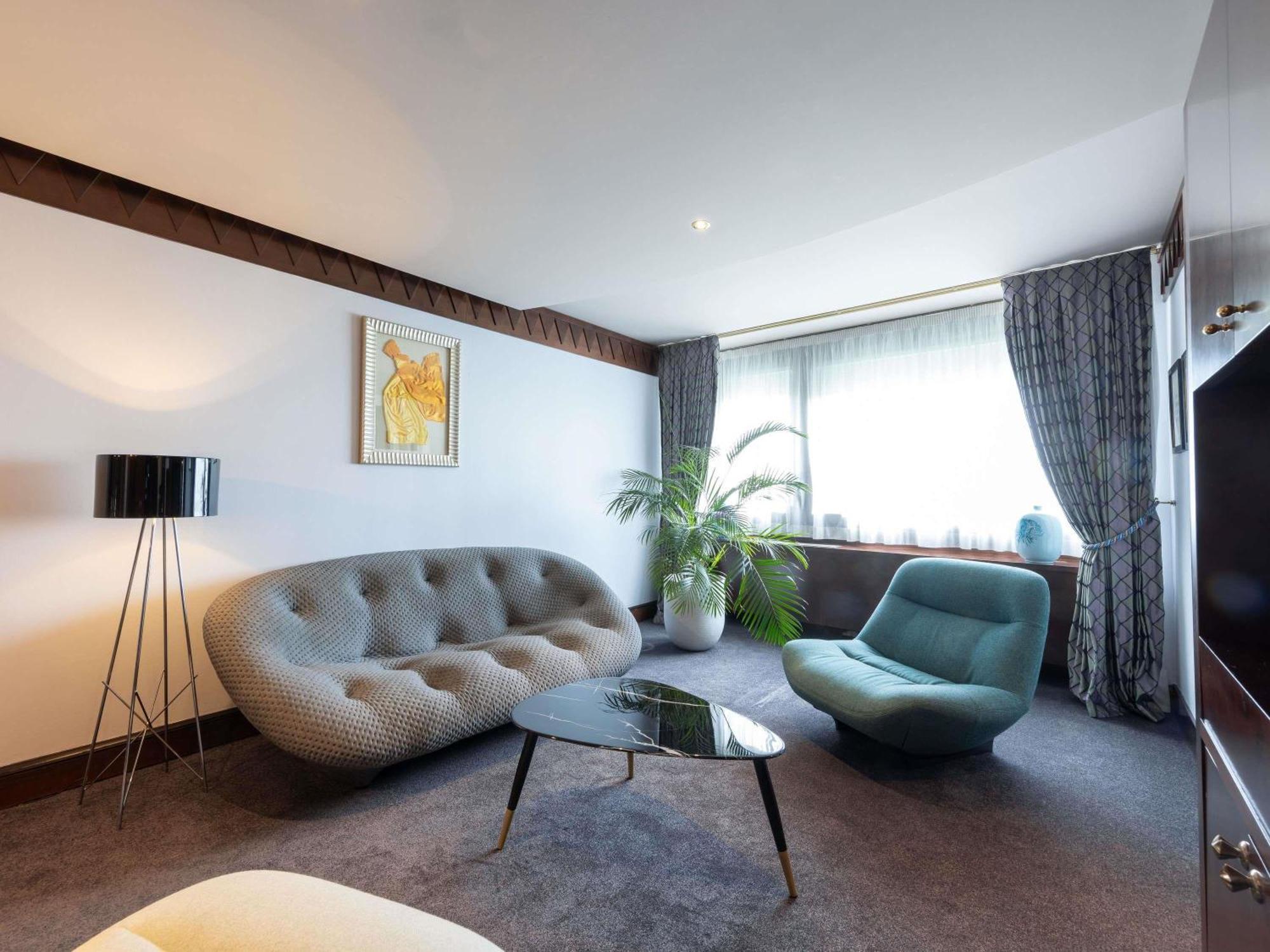 Prestige Suite River View