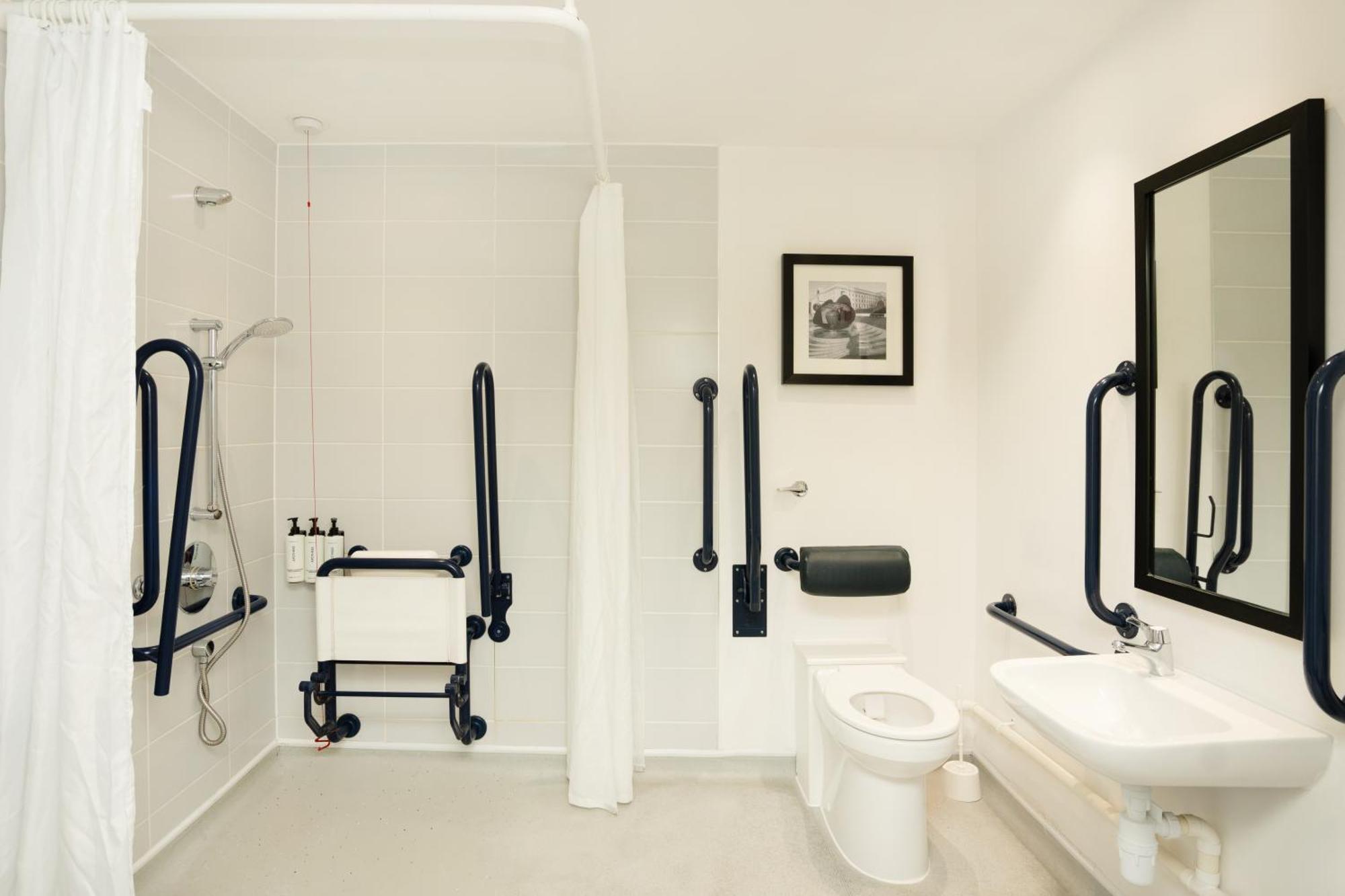 Suite Estudio con cama extragrande - Accesible