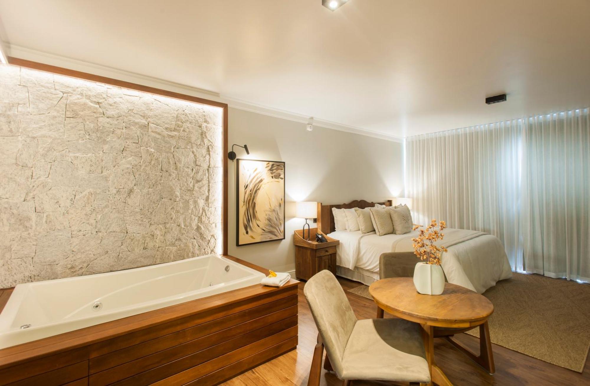 Apartamento Superior com Varanda