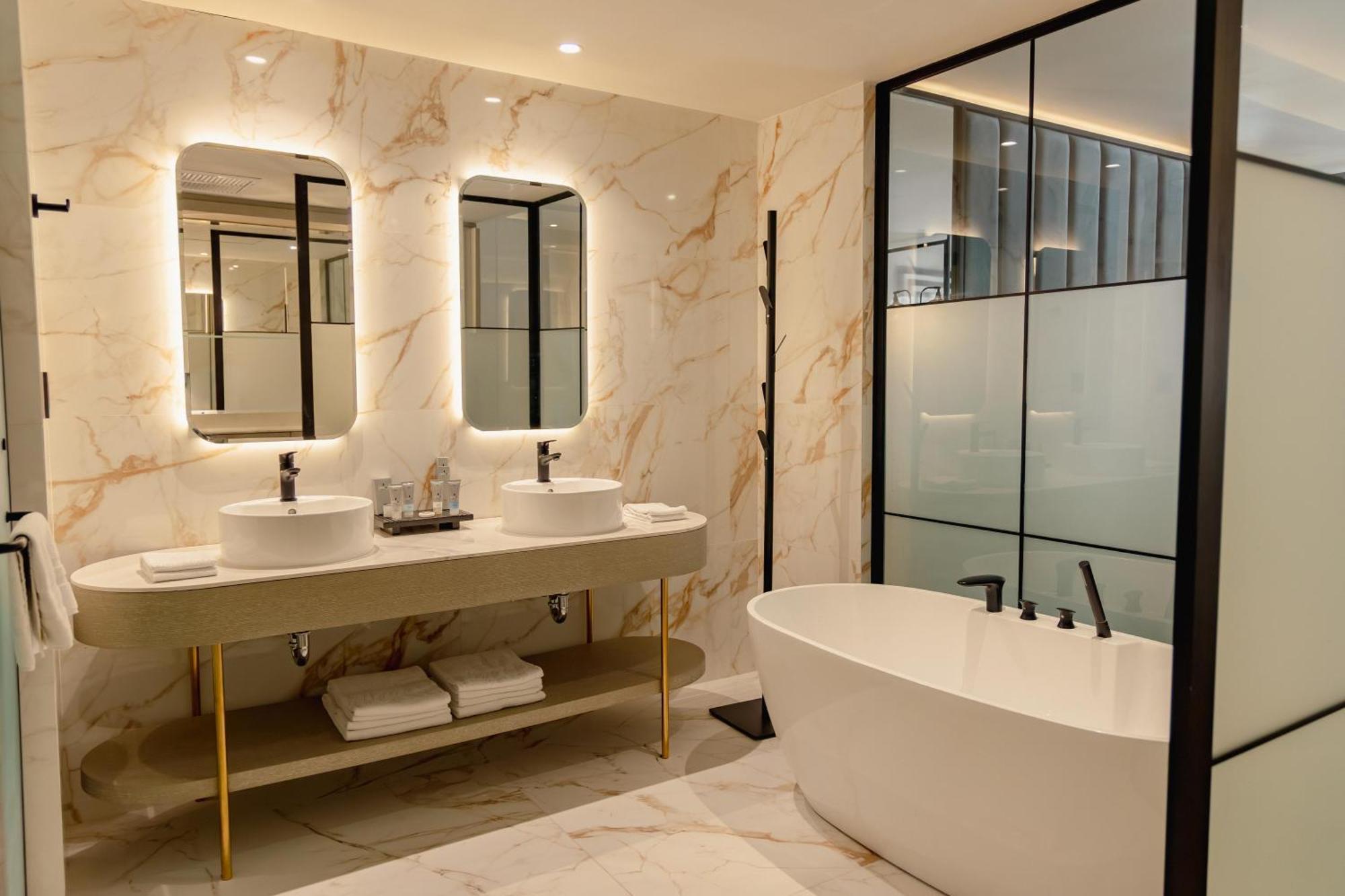 Suite Platinum