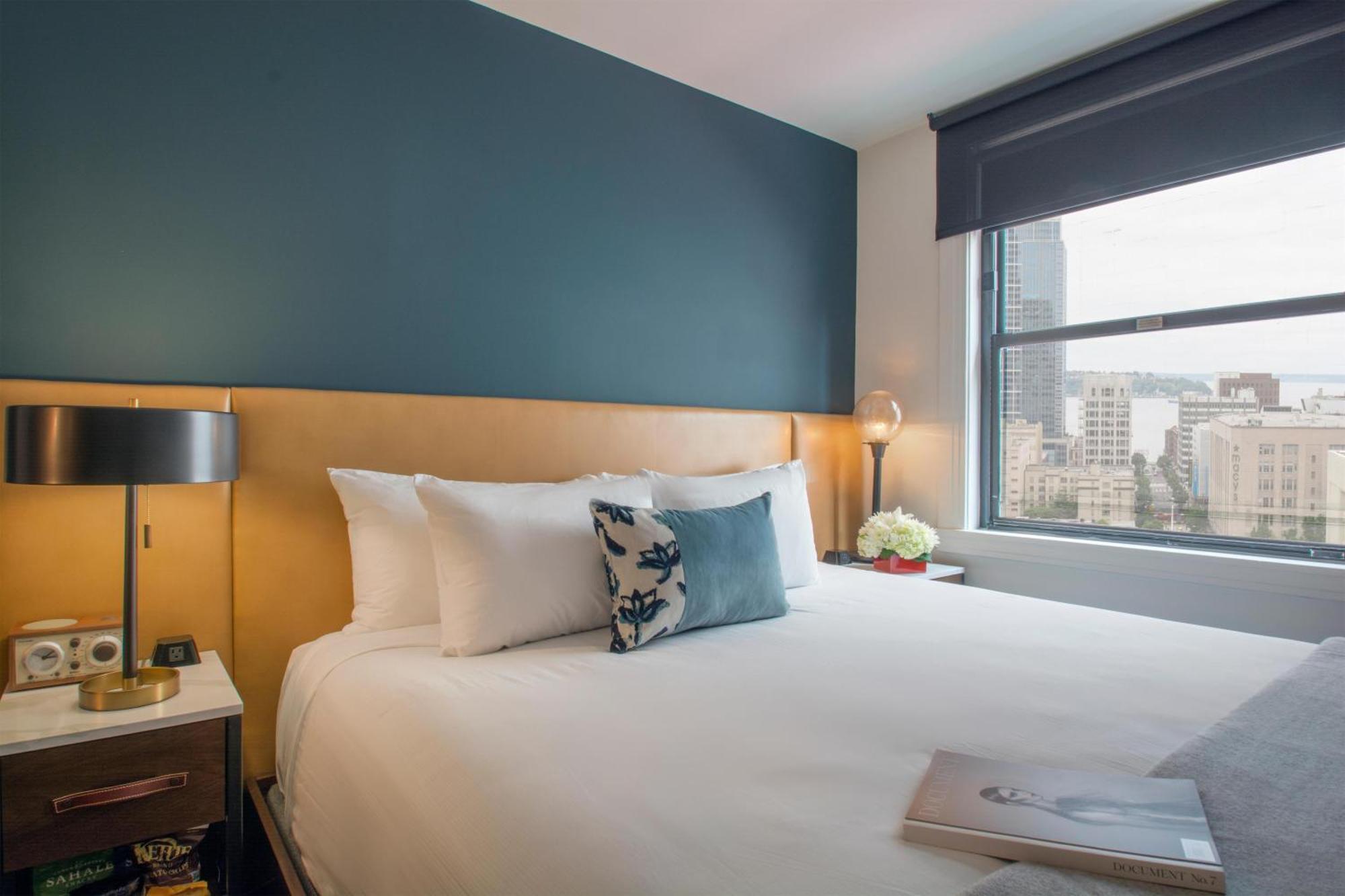 King Room with City View,1730027261:JPEG
