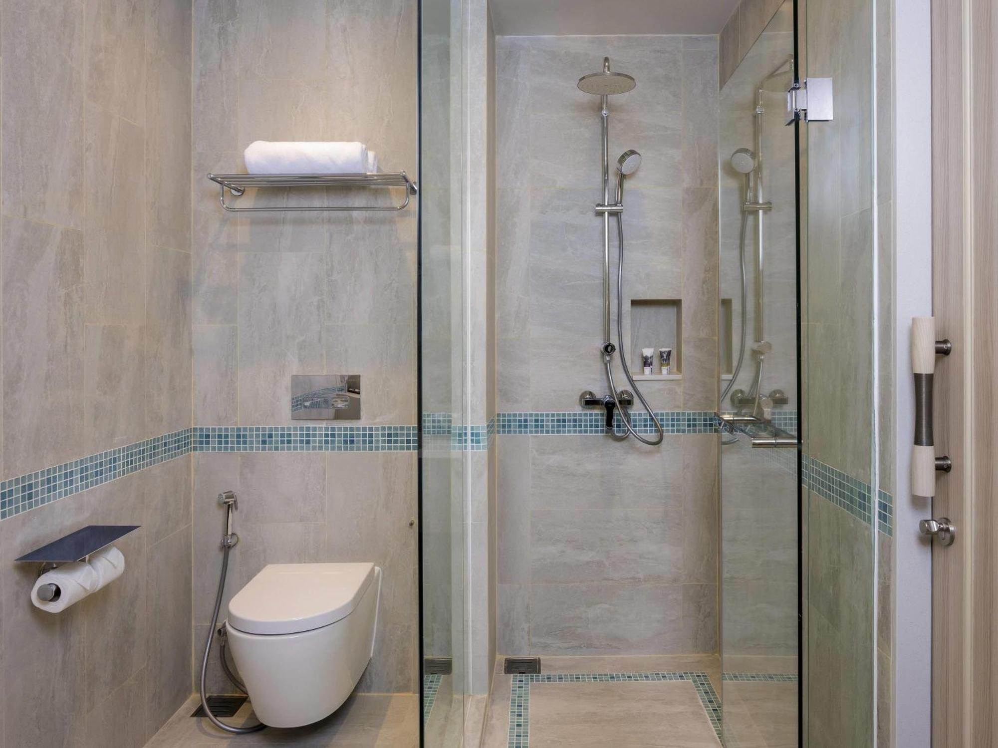 Deluxe Double Room Pool Access Beach Side,1770907395:JPEG