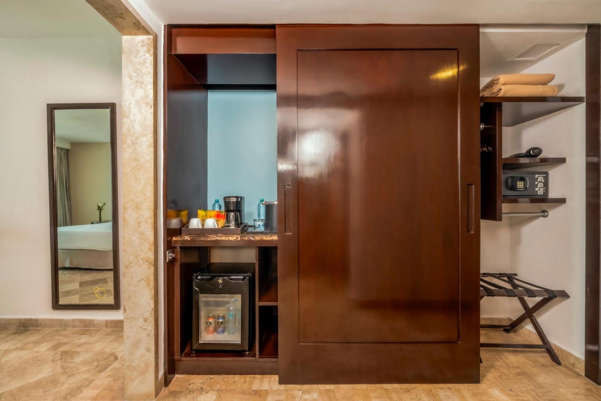 Quarto Standard com 1 Cama King-Size