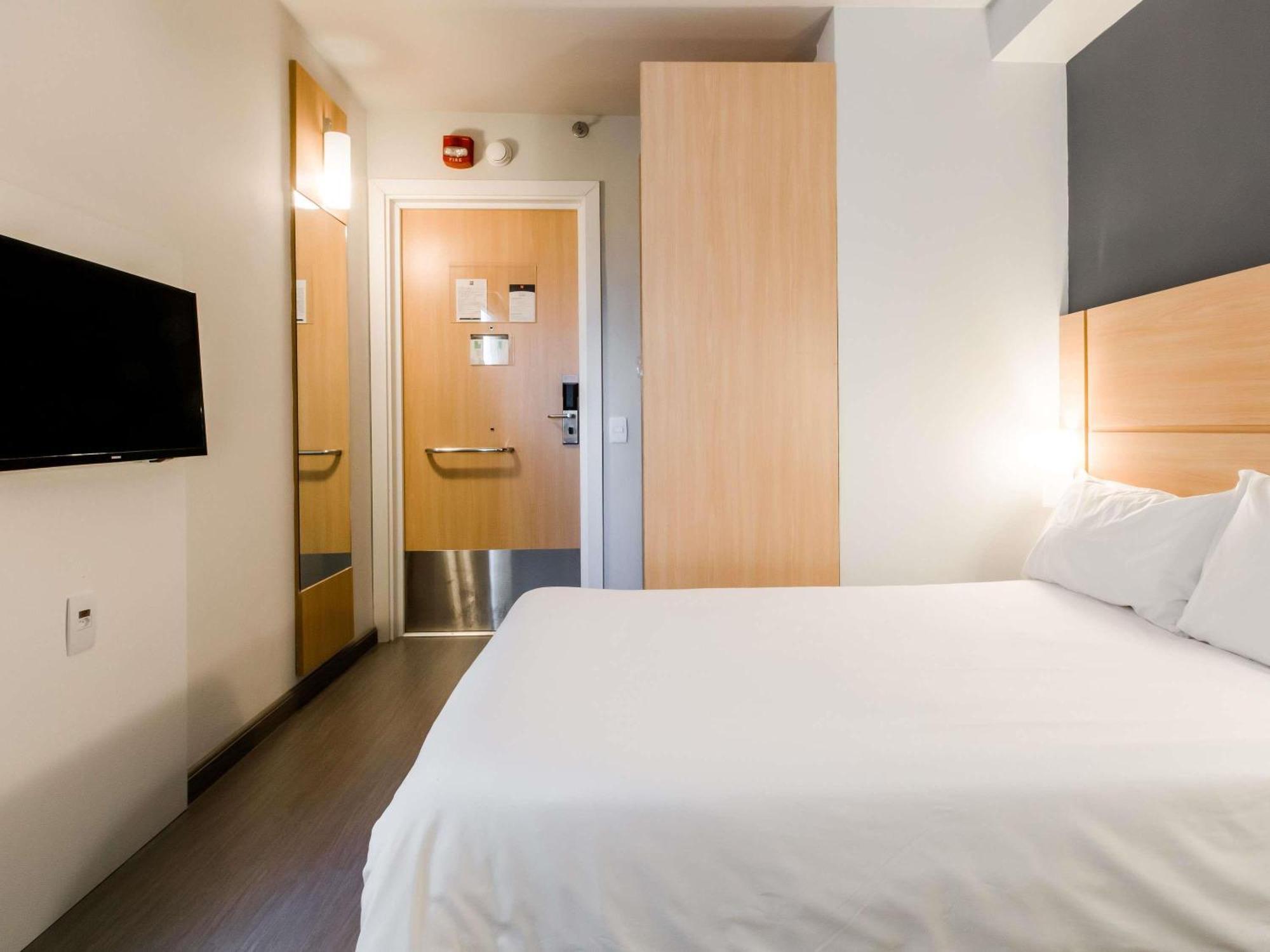 Double Room Mobility Accessible