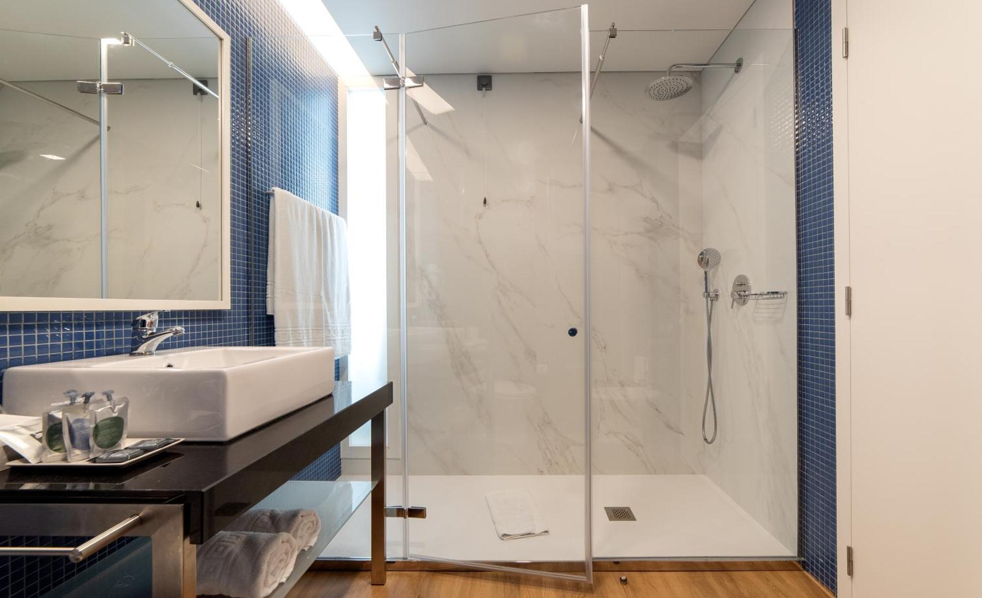 Double Room with Sea View,1742568459:JPEG