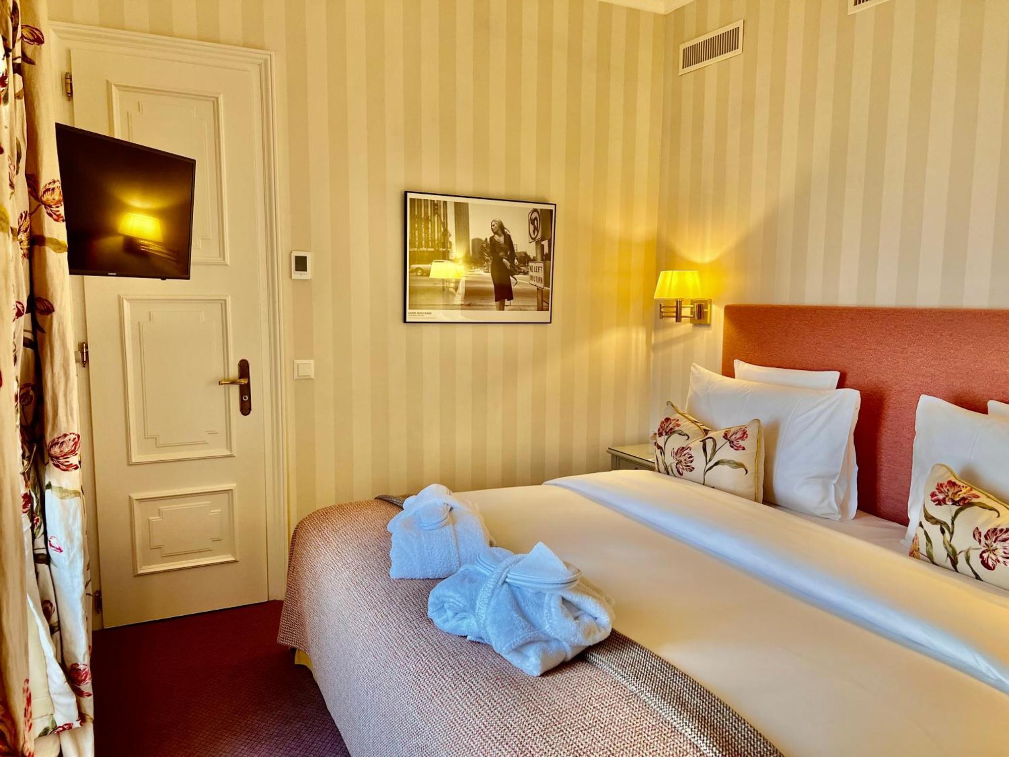 Suite Lit King-Size avec Balcon