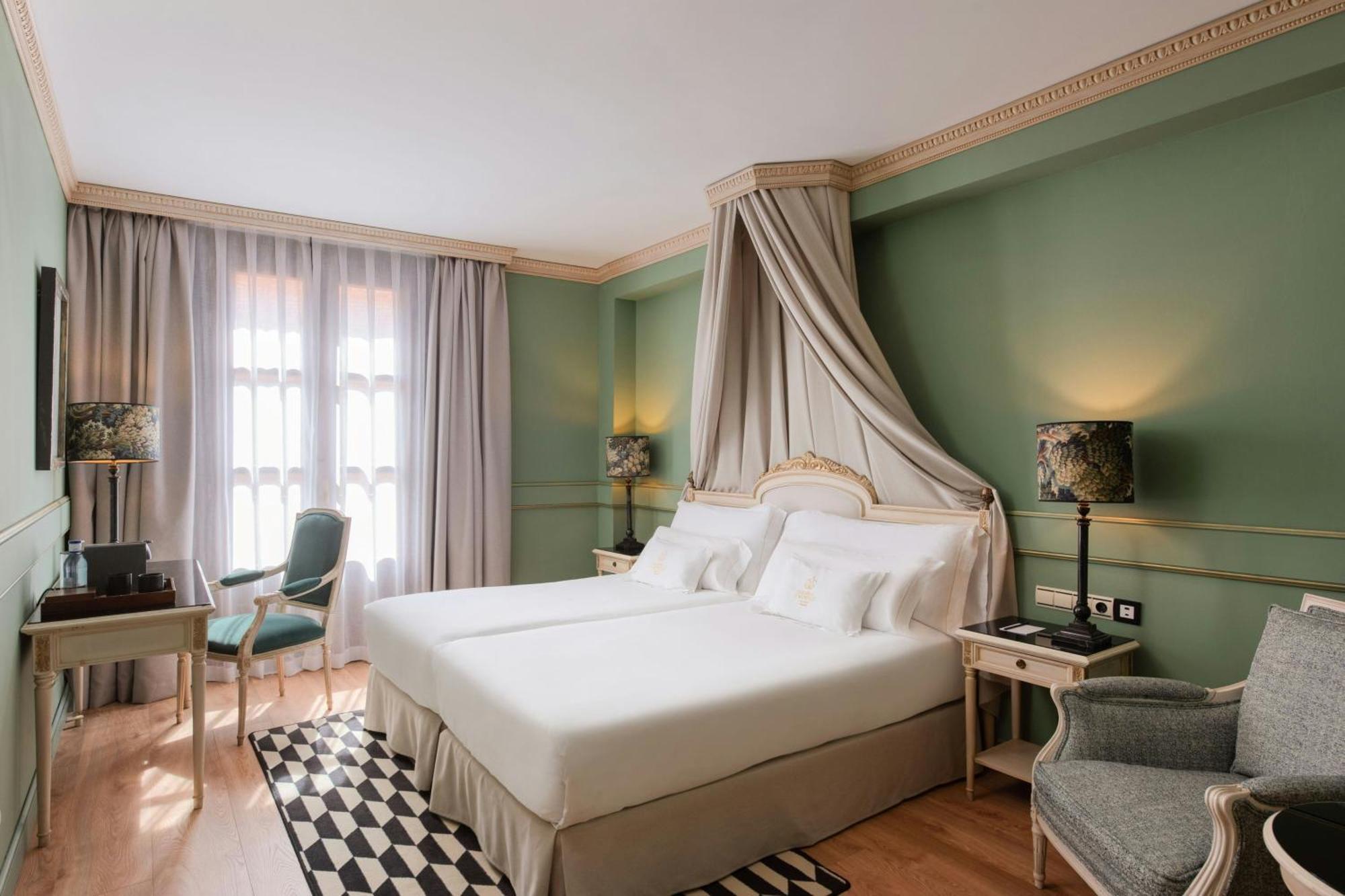 Quarto King Superior