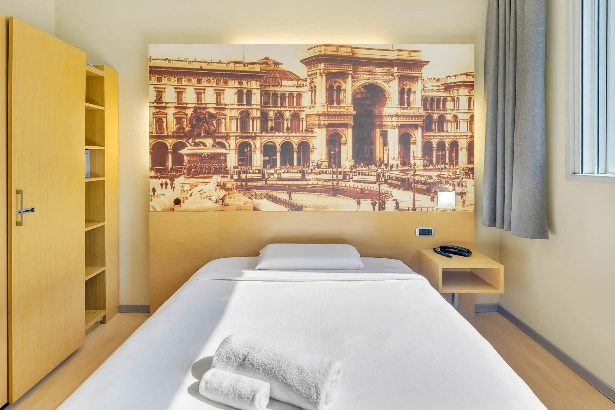 Queen Single Room