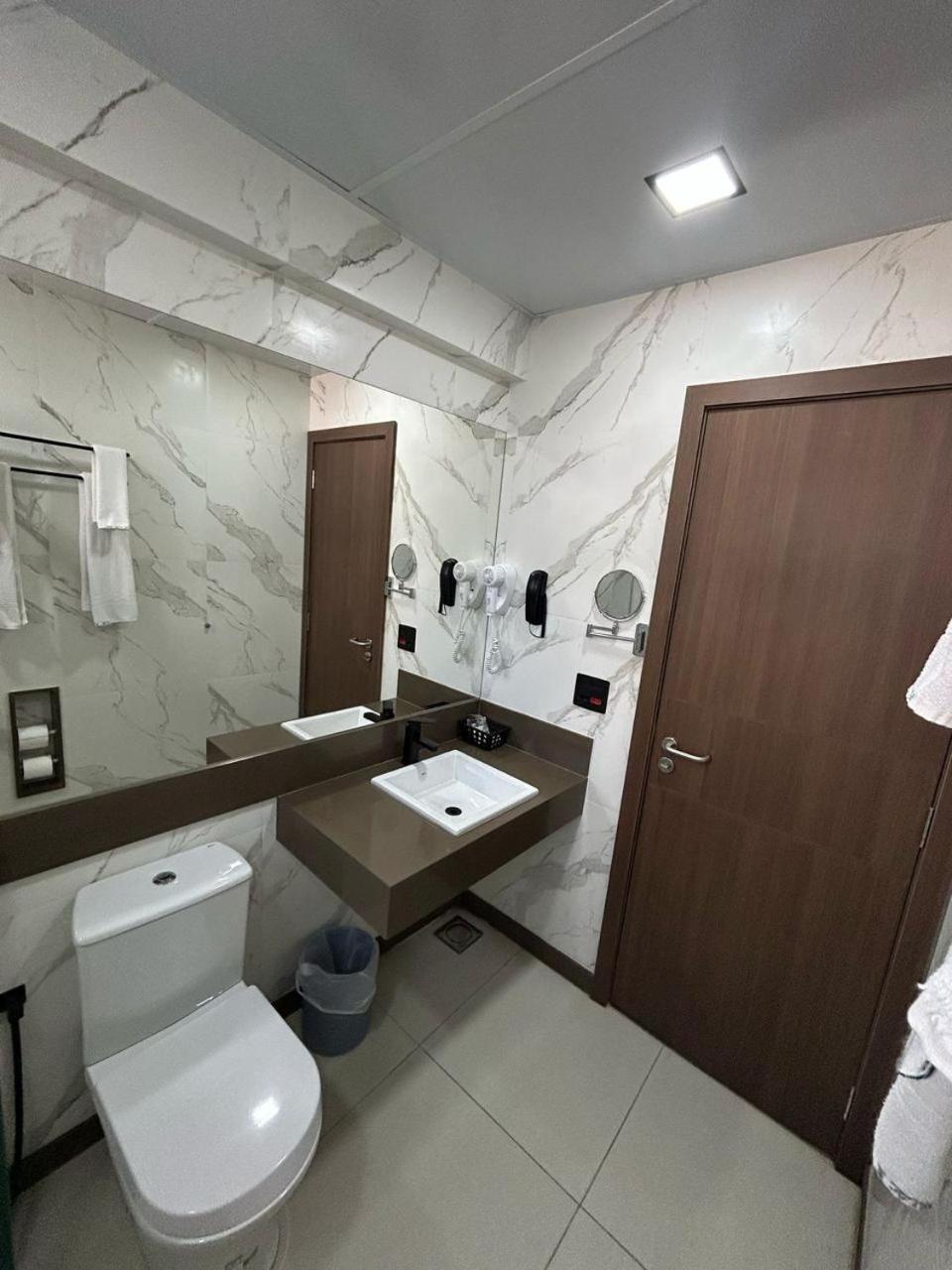 Quarto Standard com Cama de Casal ou 2 de Solteiro