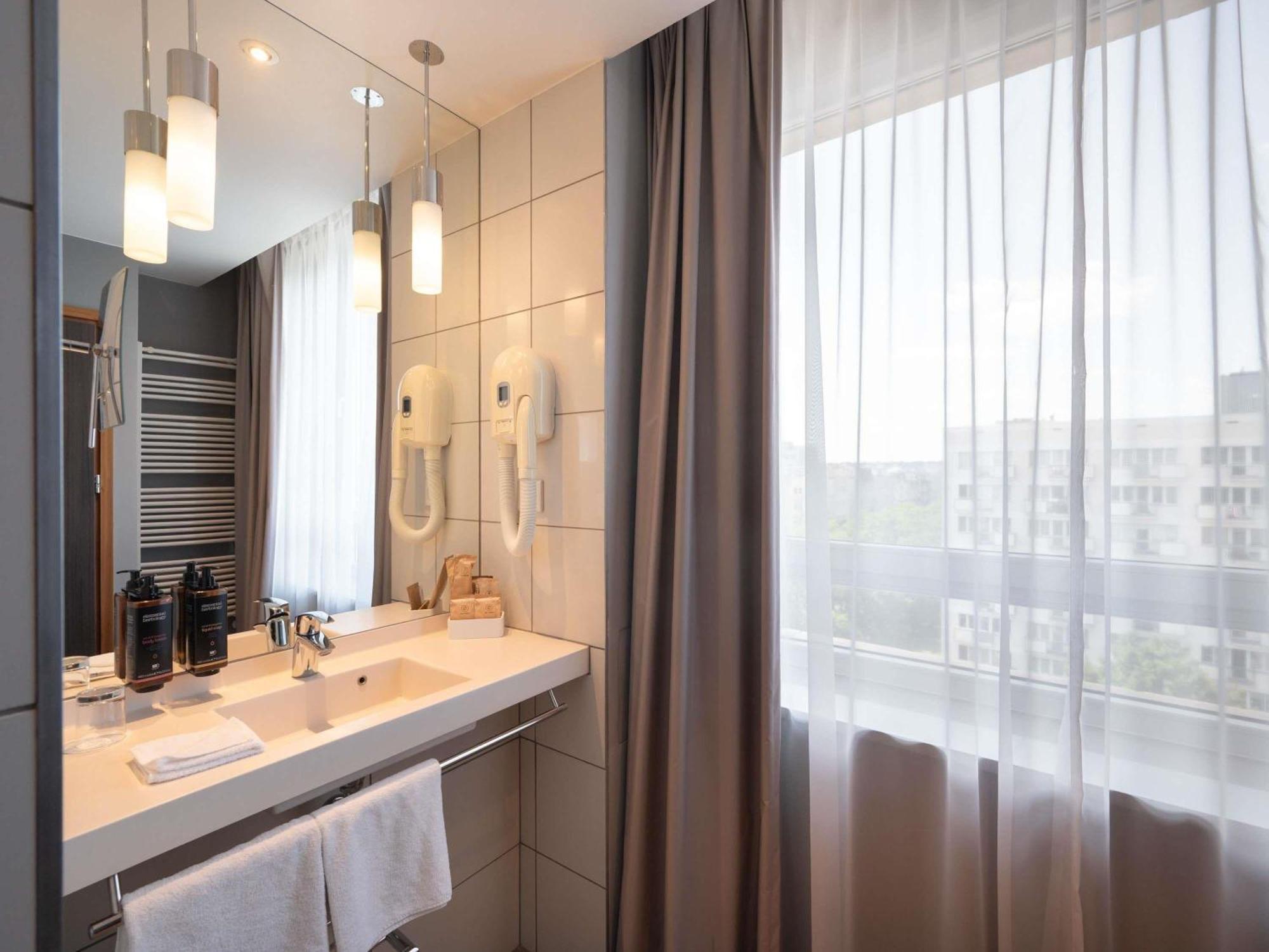 Kamer Privilege Queen