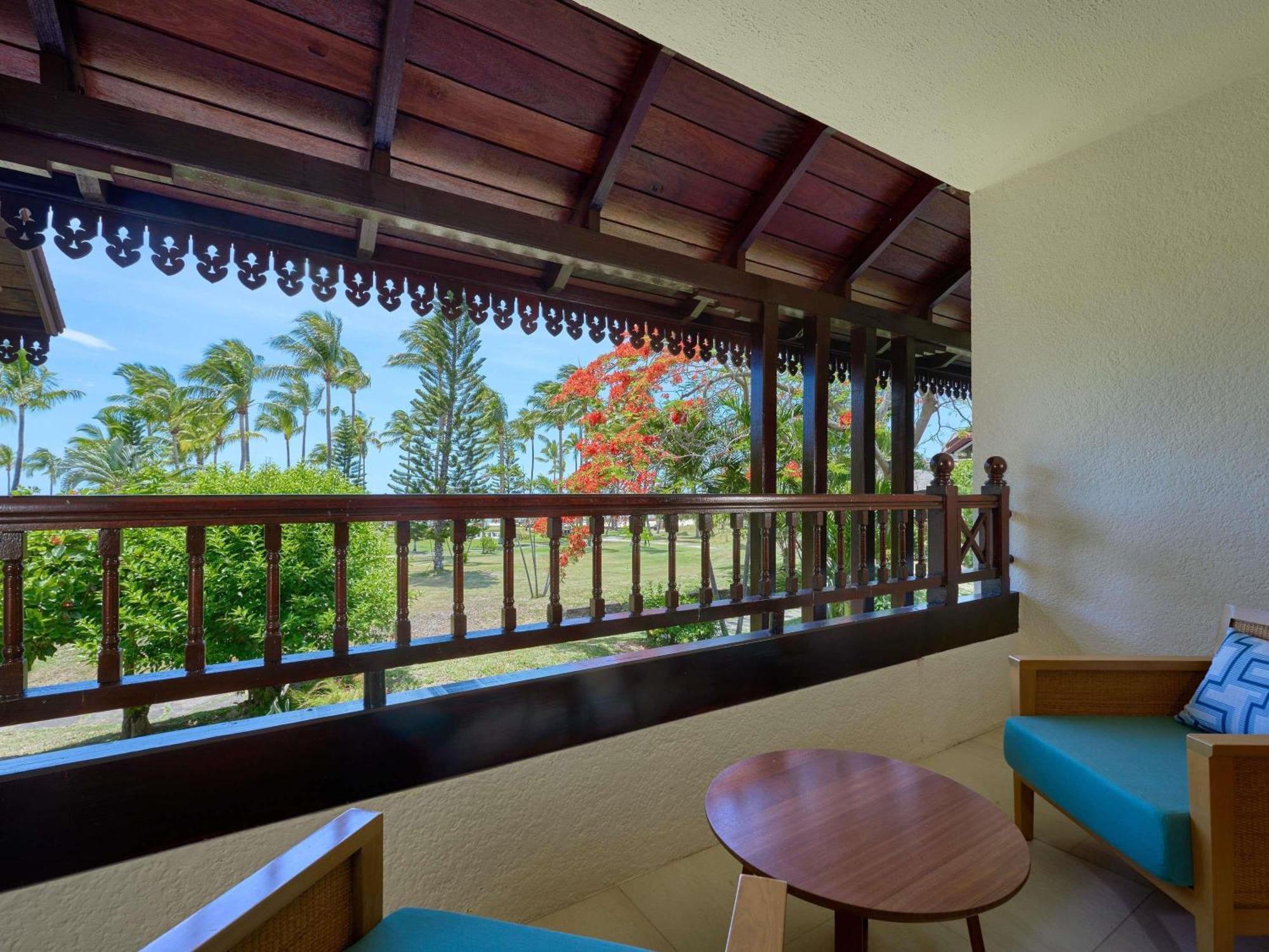 LUXURY ROOM, King Bed, sea facing, balcony or terrace