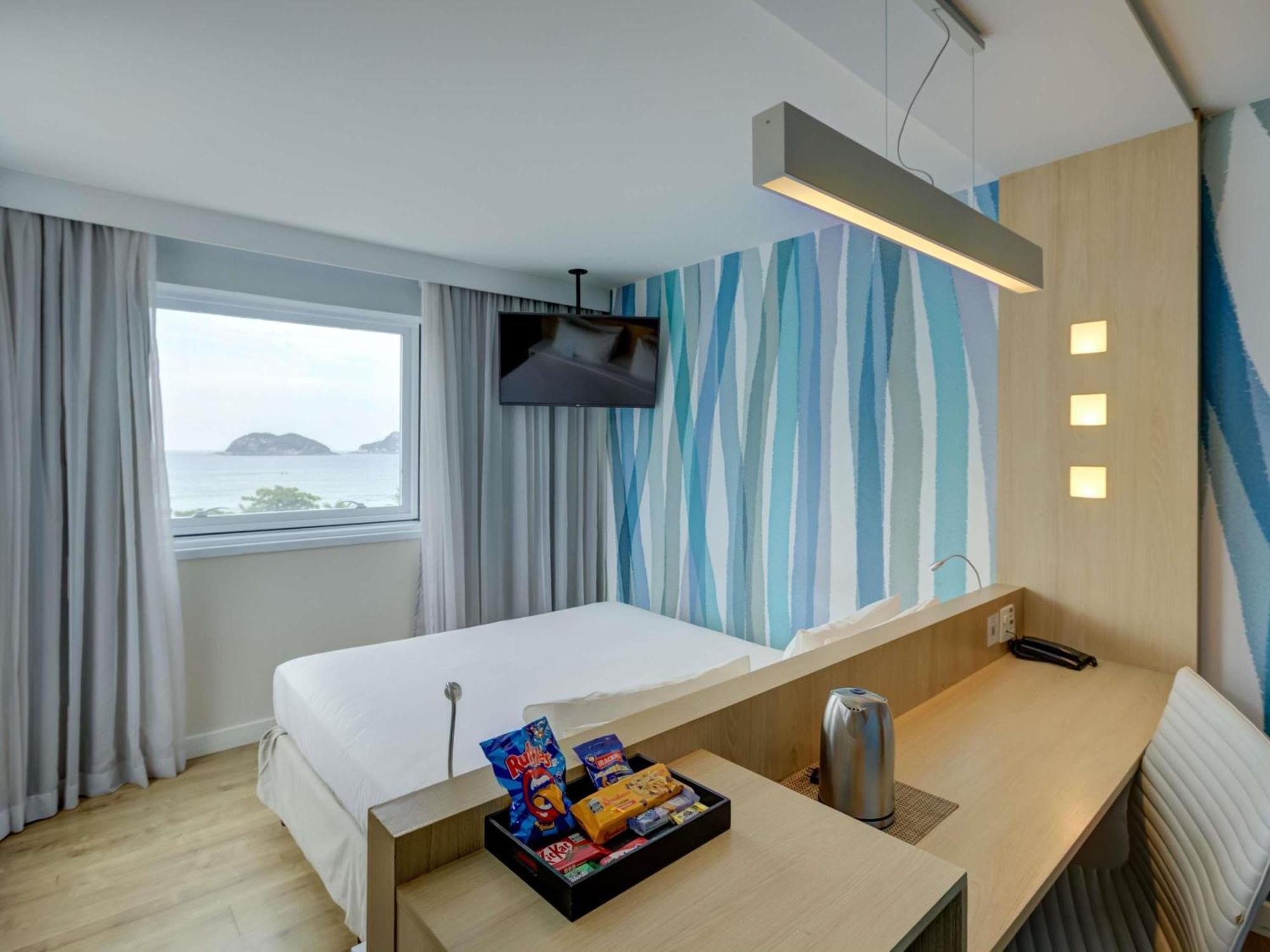 Superior Room Double Bed Ocean View