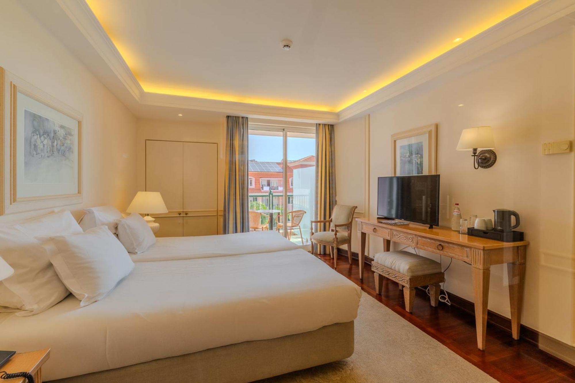Chambre Double ou Lits Jumeaux Deluxe avec Balcon