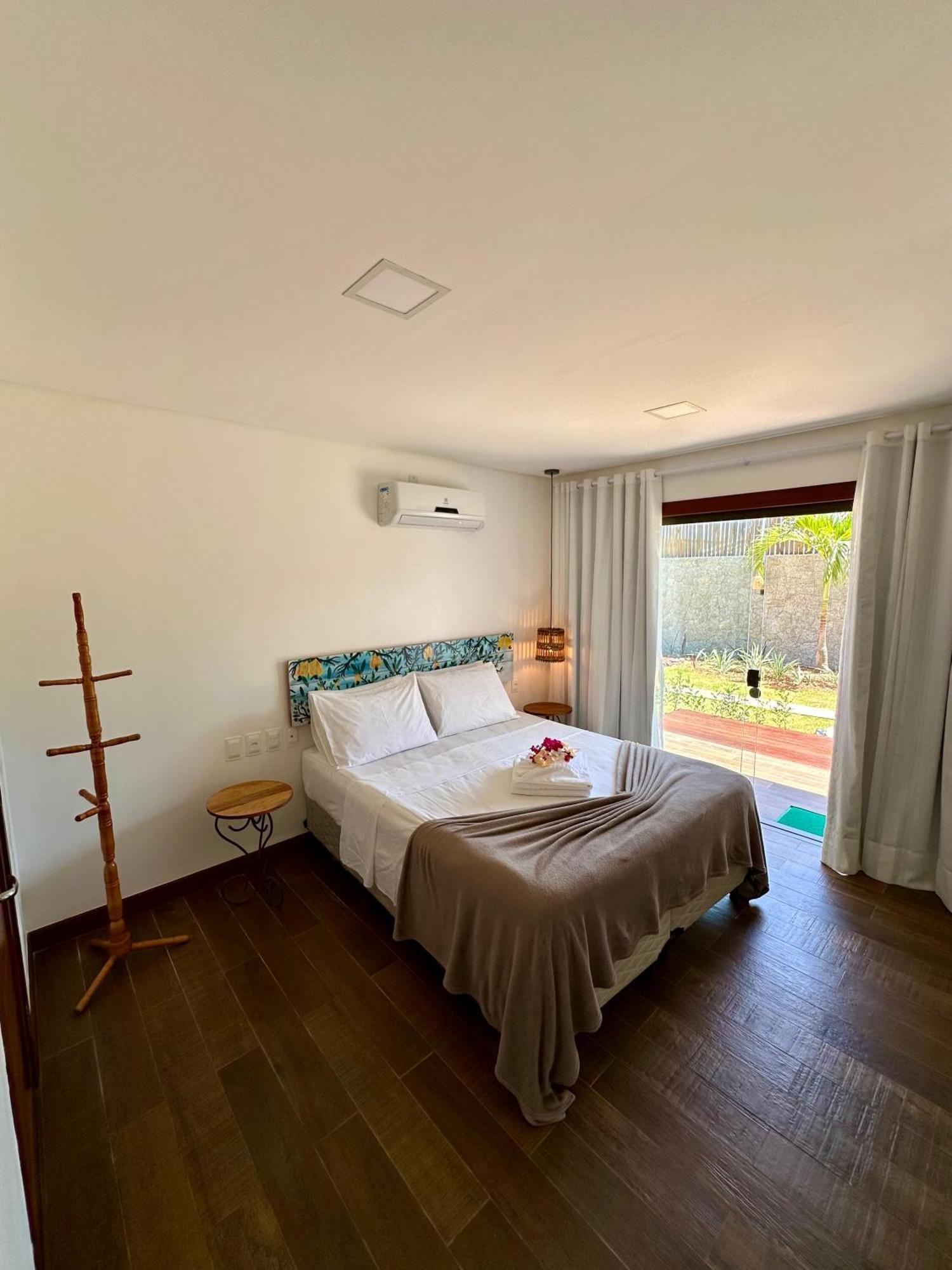 Deluxe Queen Room,1743386319:JPEG