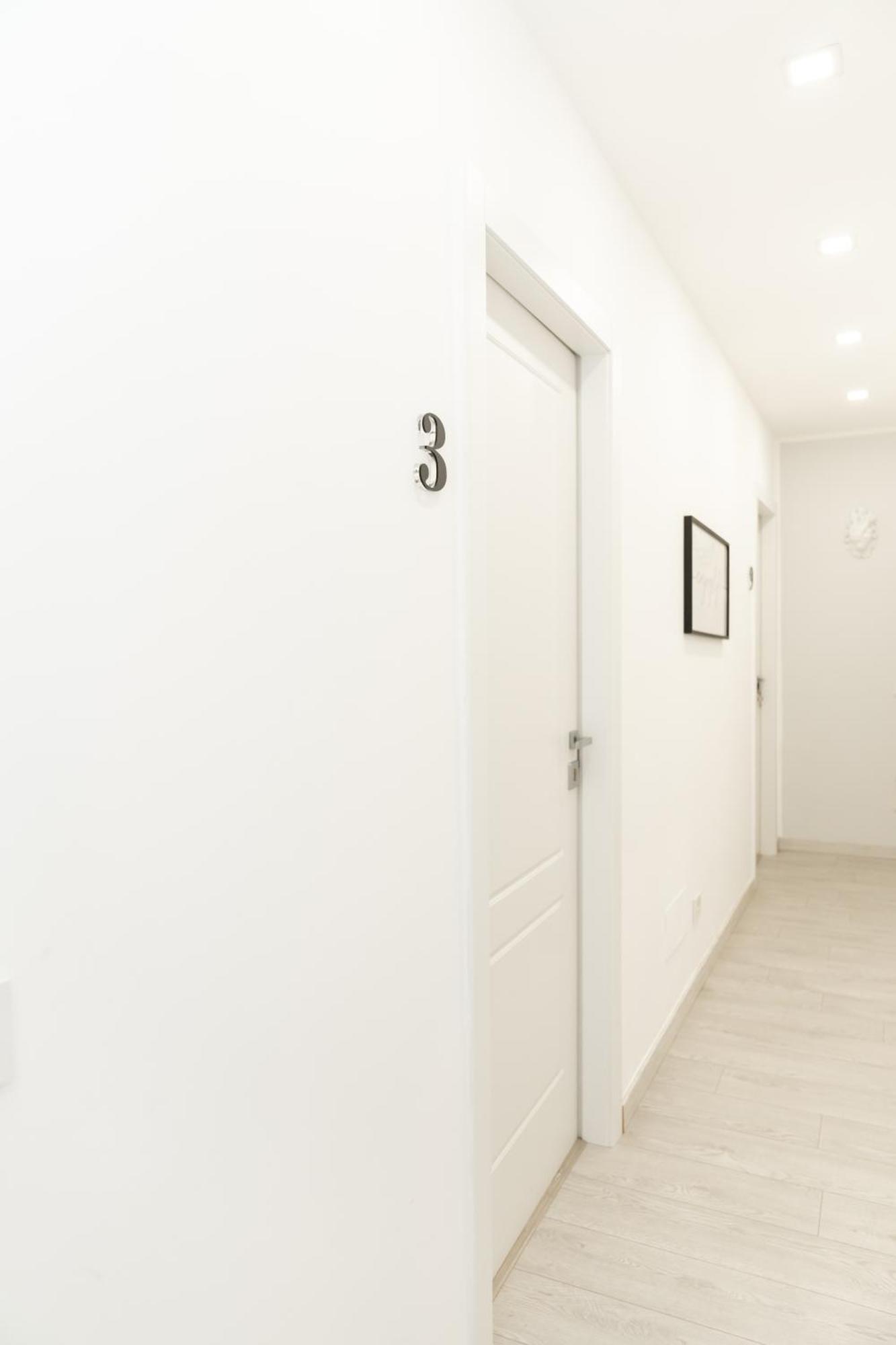 Single Room with Private Bathroom,1745405712:JPEG