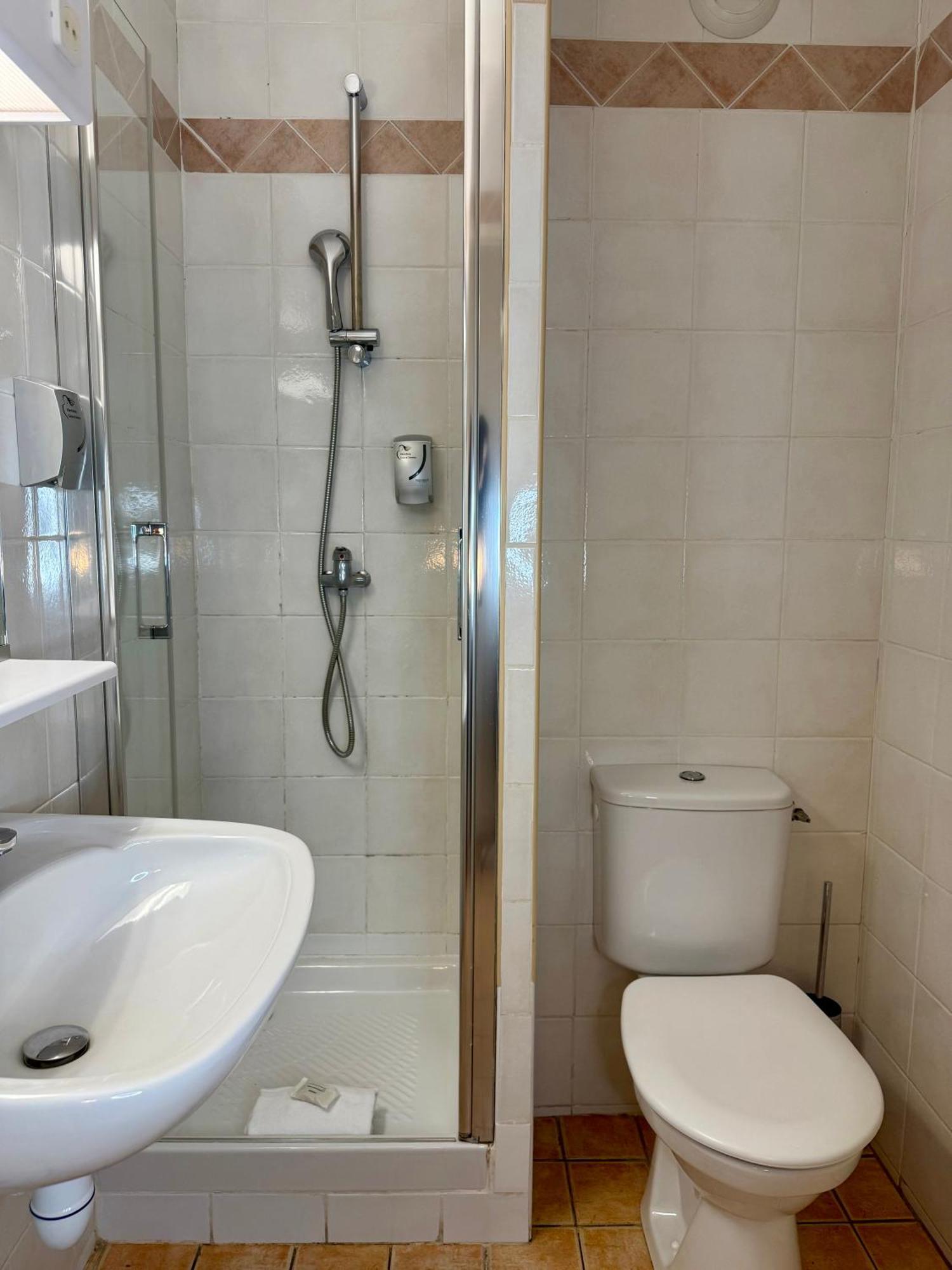 Classic Double Room with Harbour View,1746845834:JPEG