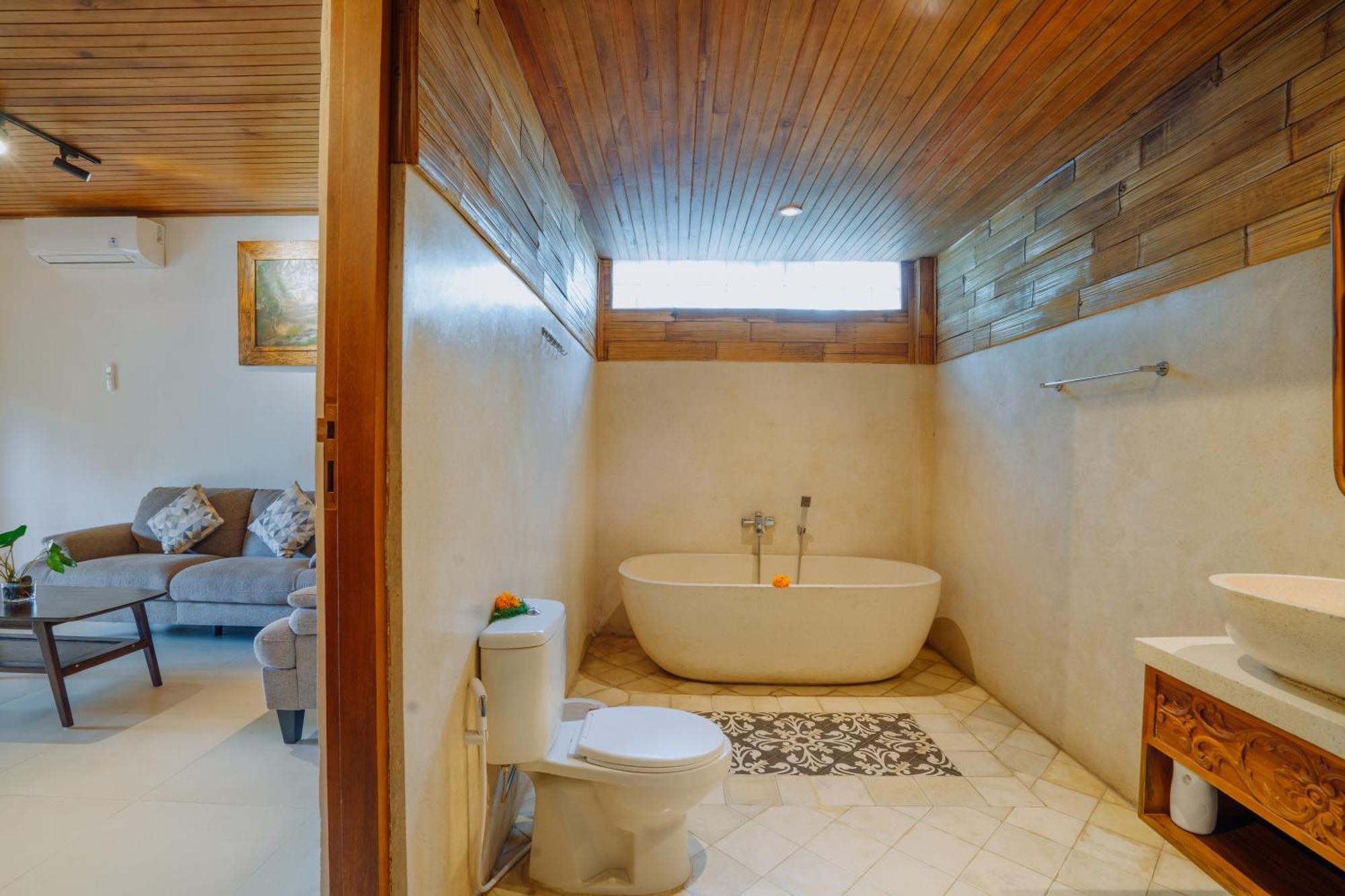 One-Bedroom Bungalow