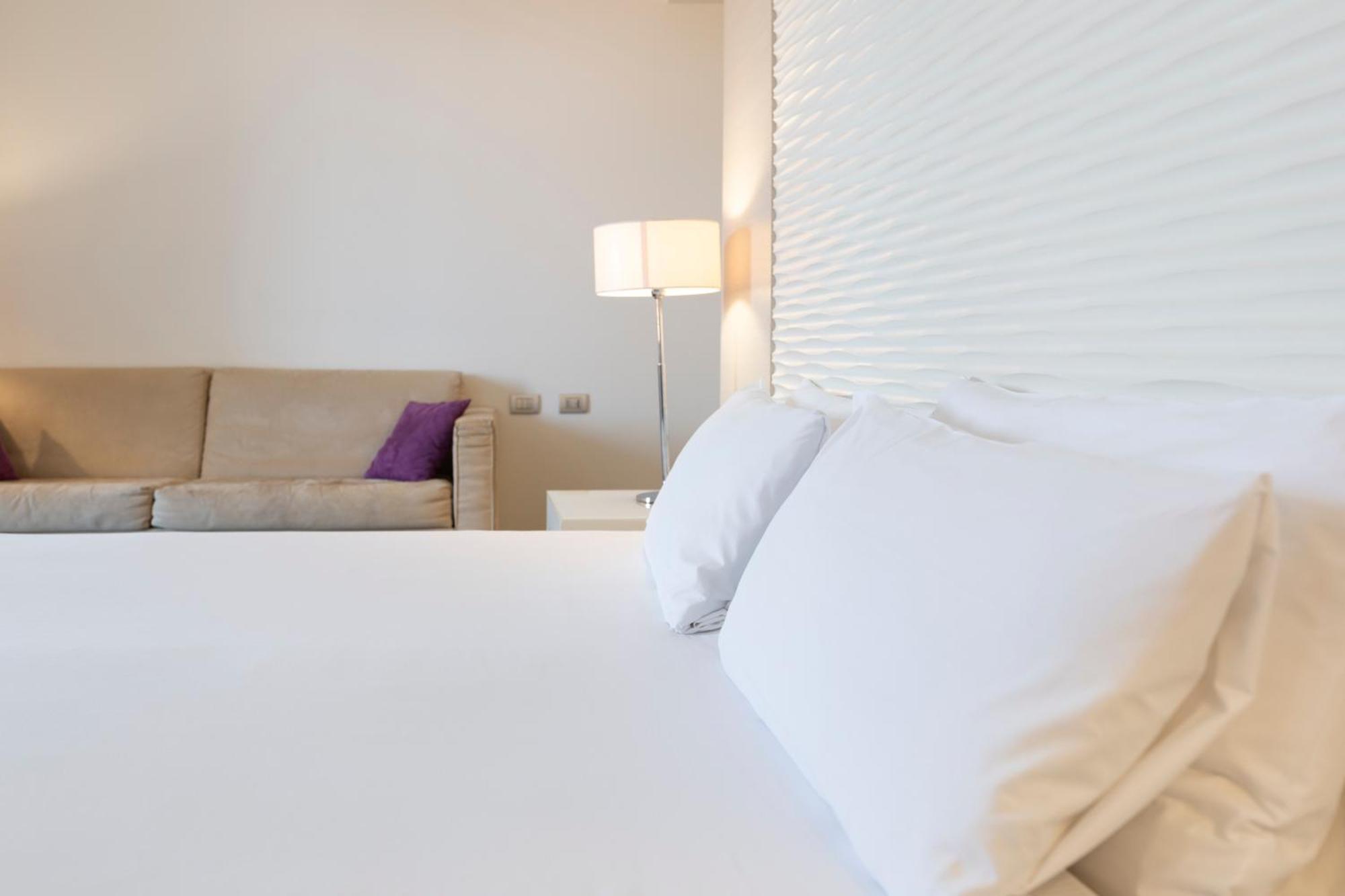 Superior Double Room Side Sea View