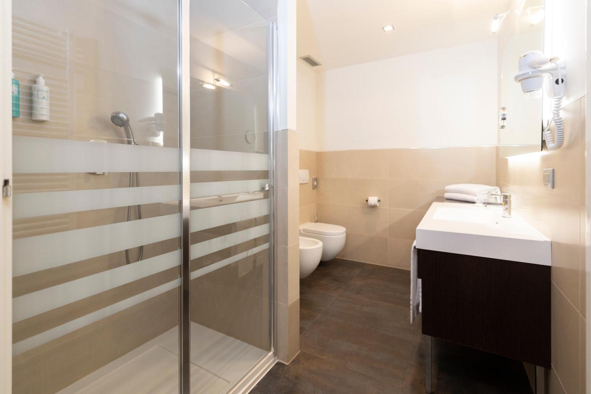 Superior Double Room Side Sea View