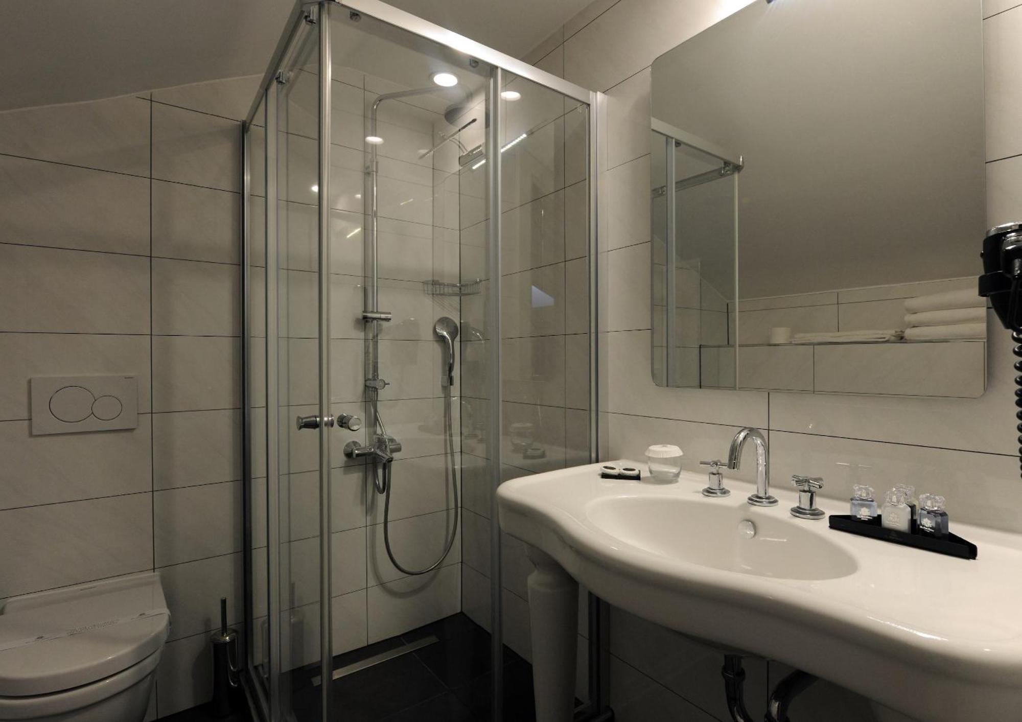 Deluxe Double or Twin Room Balcony