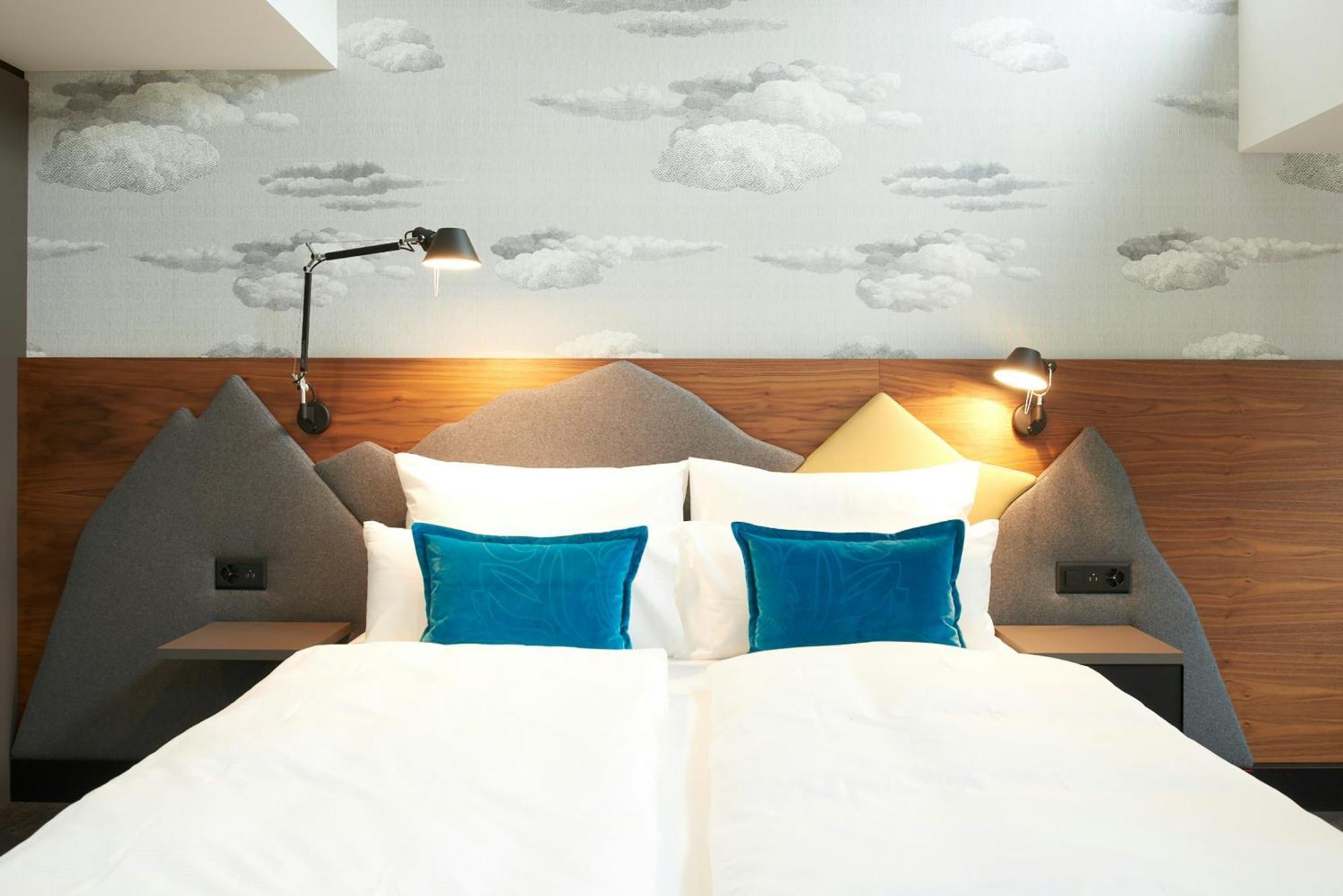 Standard Double Room,1747003245:JPEG