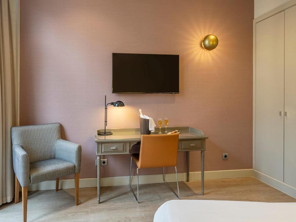 Deluxe Family Suite