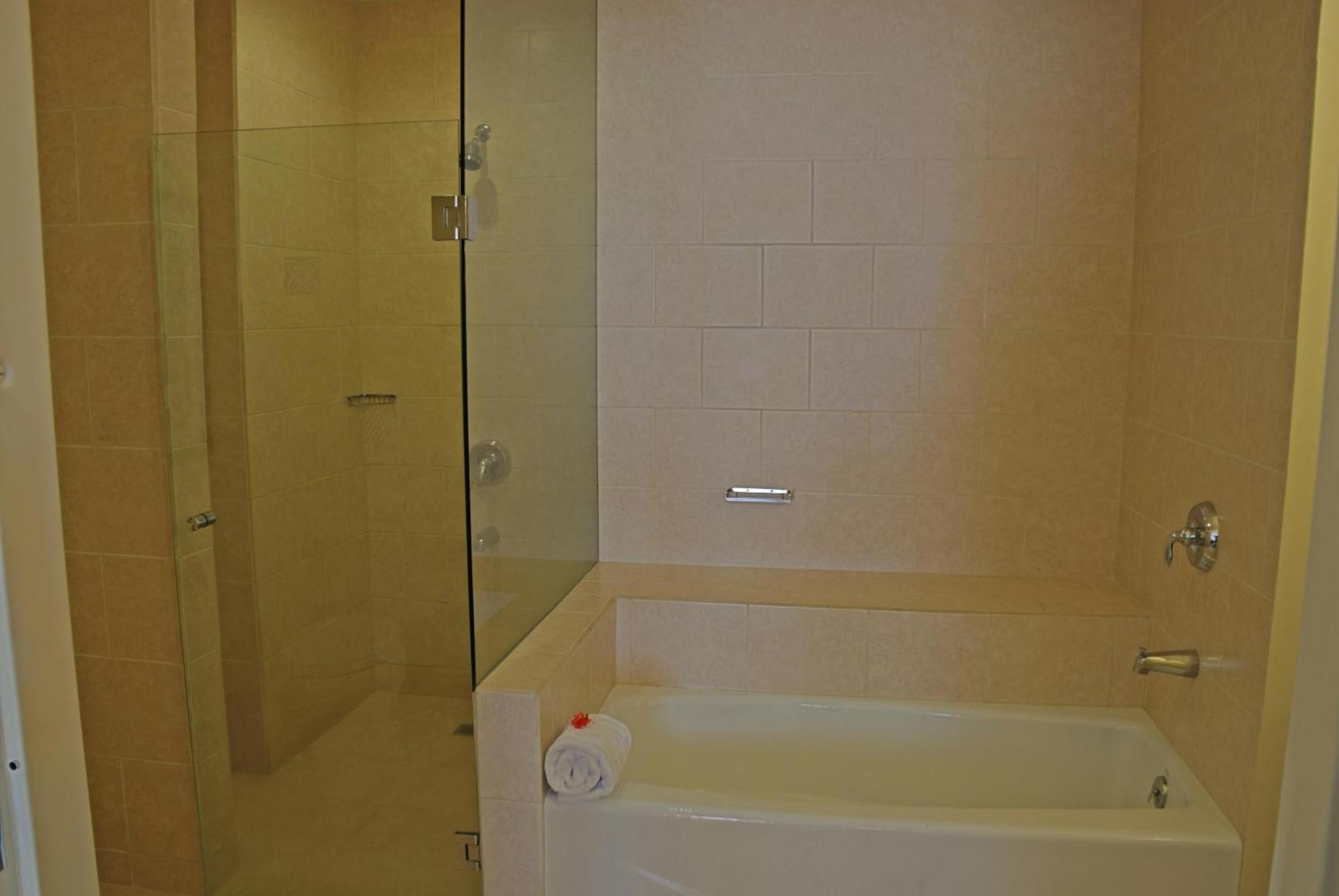 One-Bedroom King Suite,1756523240:JPEG