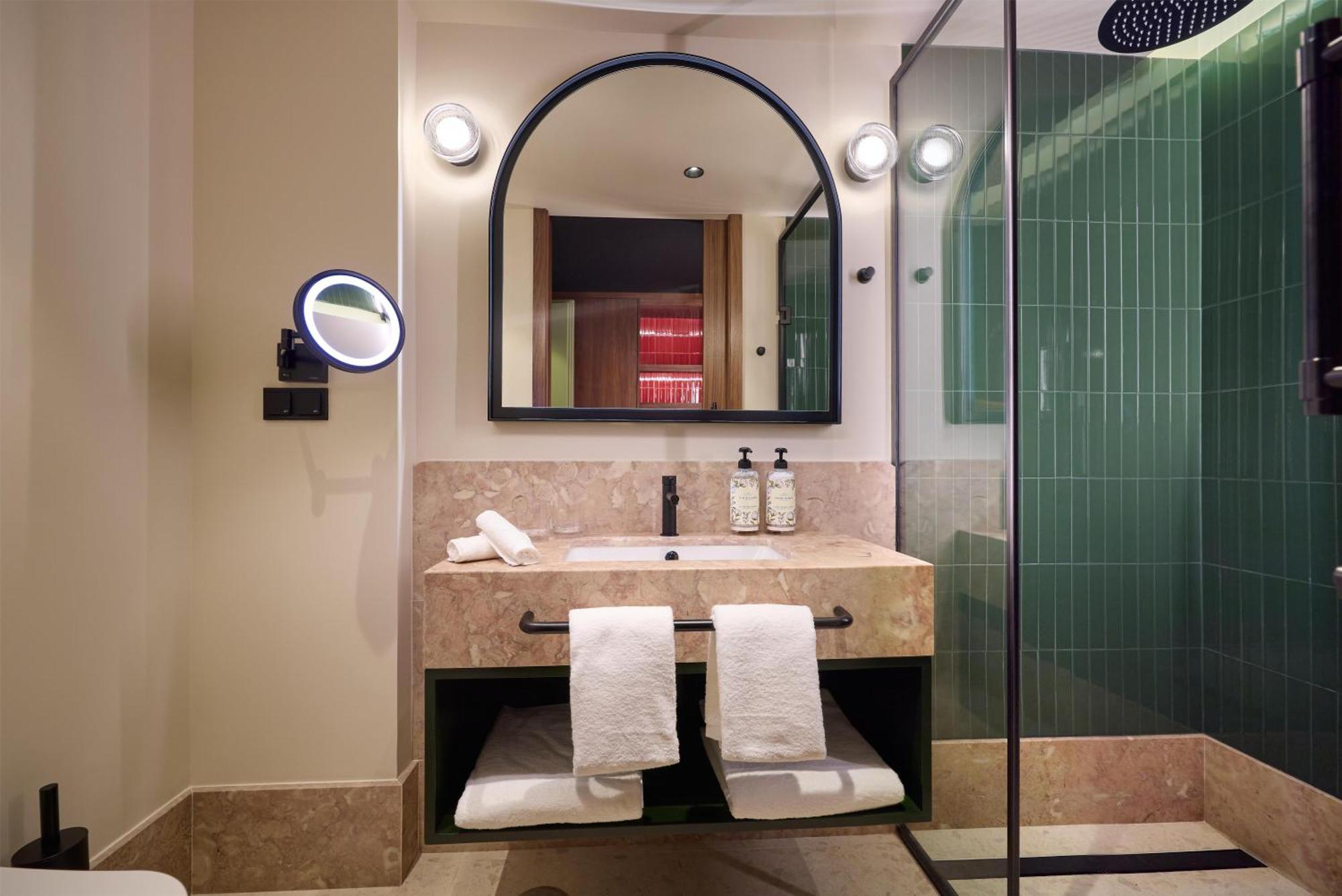 Quarto King Superior